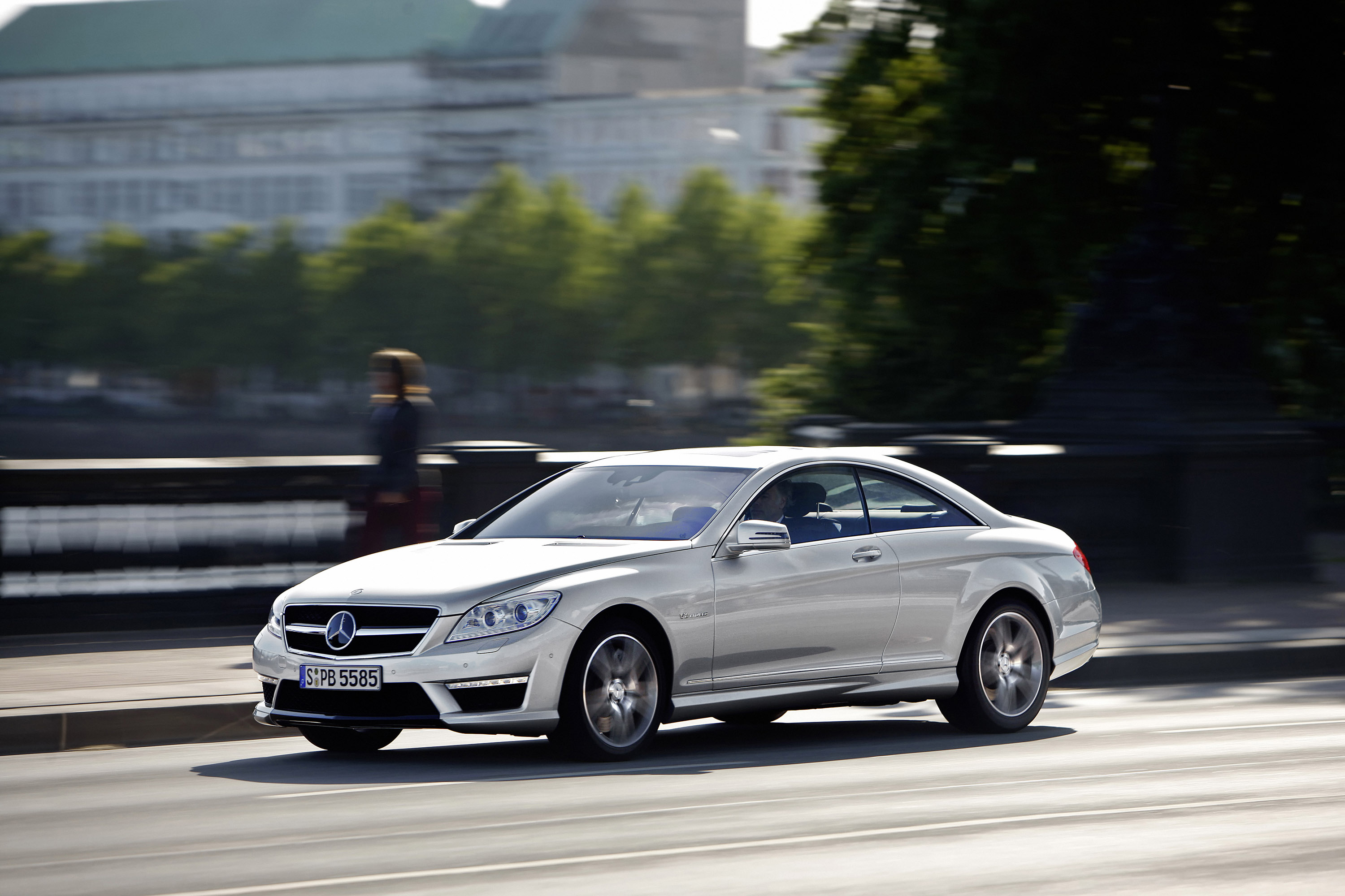 Mercedes-Benz CL63 AMG photo #18