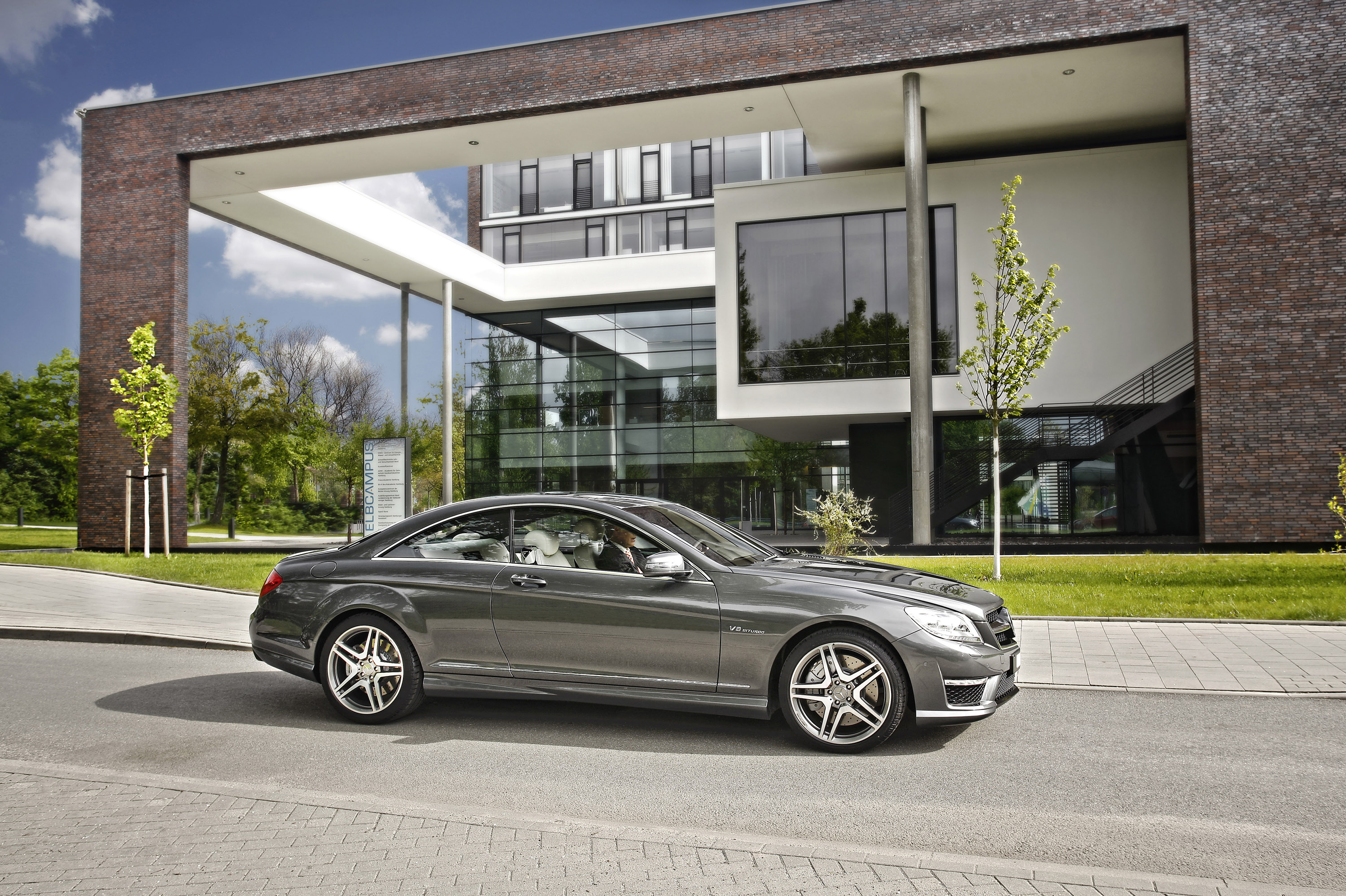 Mercedes-Benz CL63 AMG photo #21