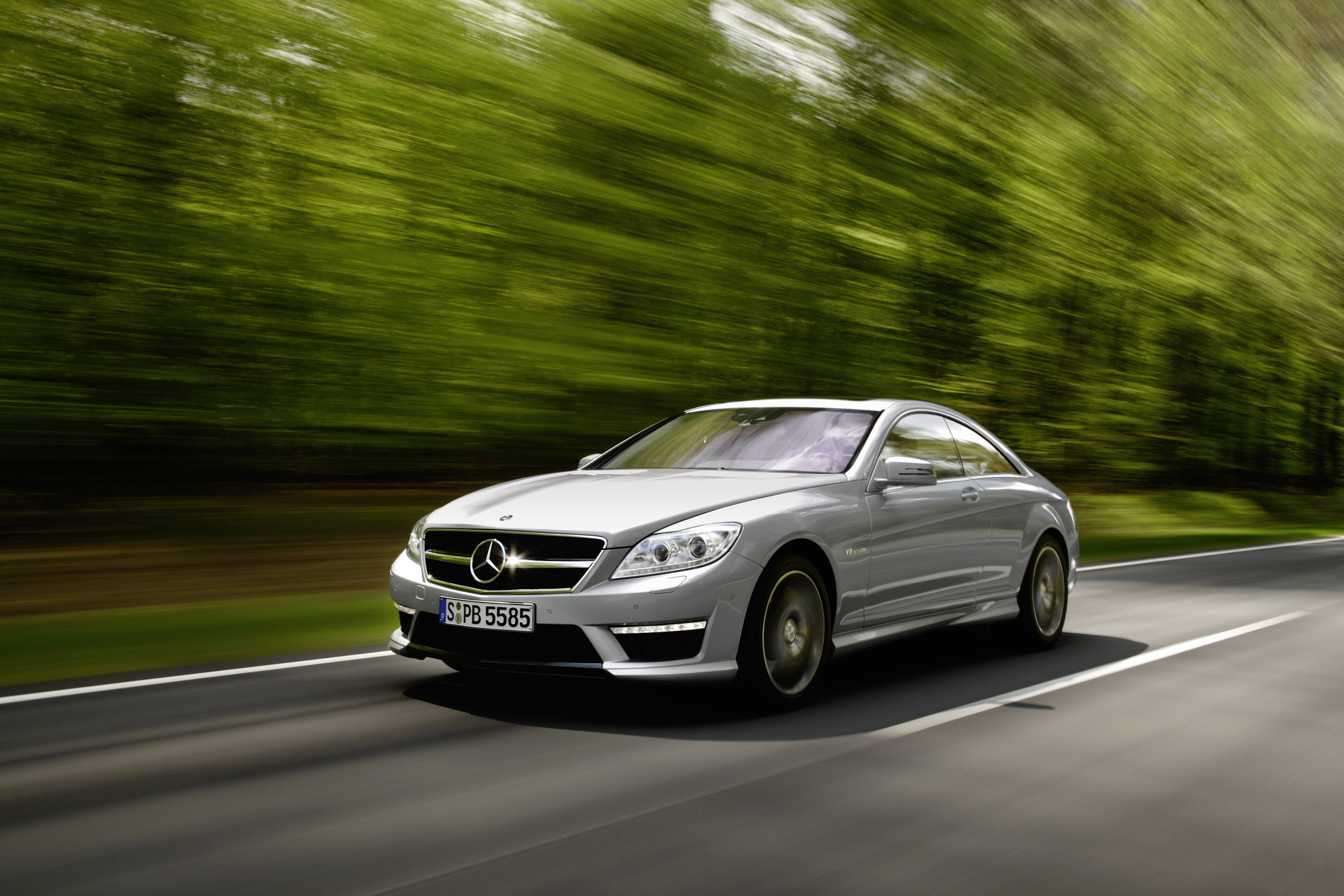 Mercedes-Benz CL63 AMG photo #23