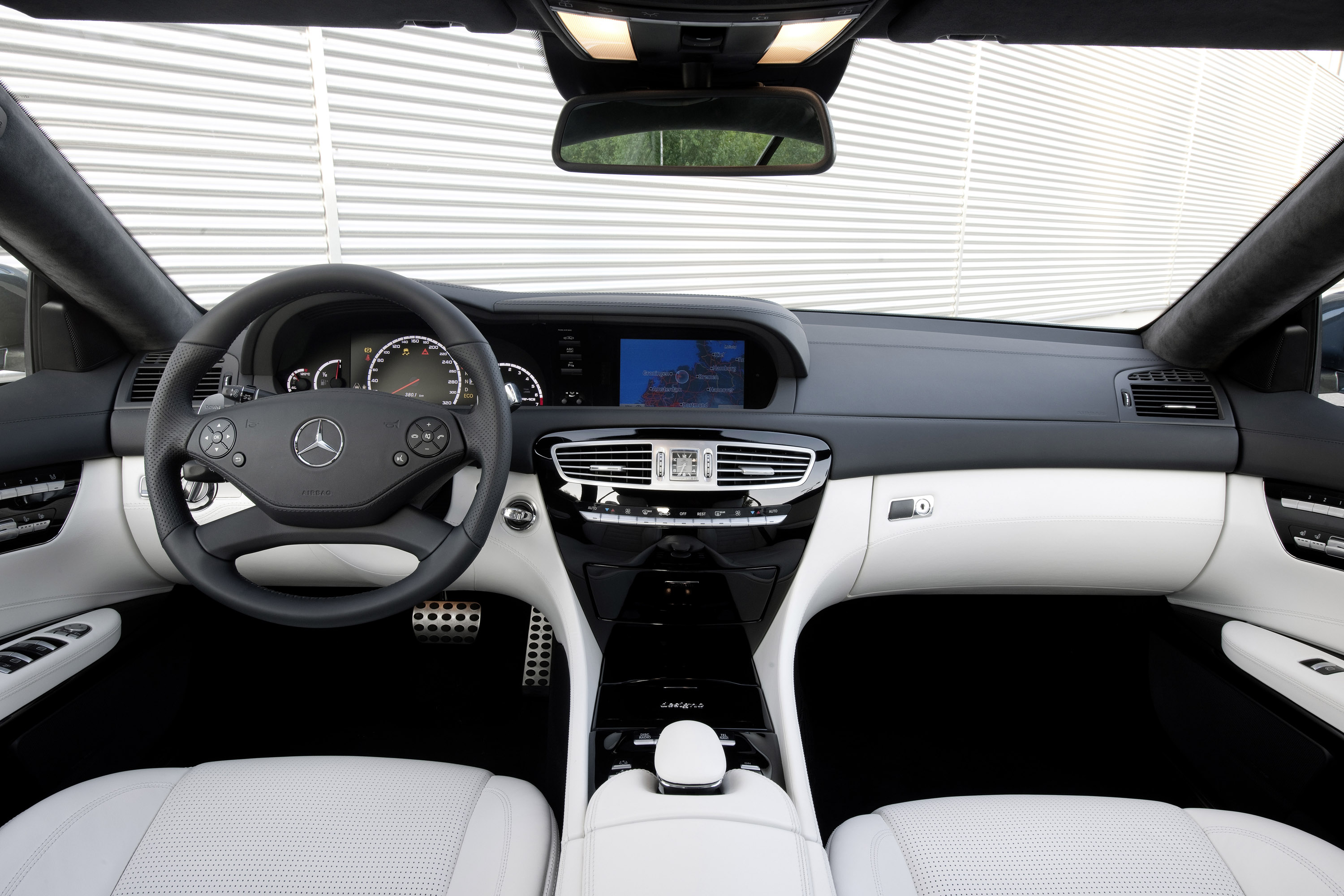 Mercedes-Benz CL63 AMG photo #44