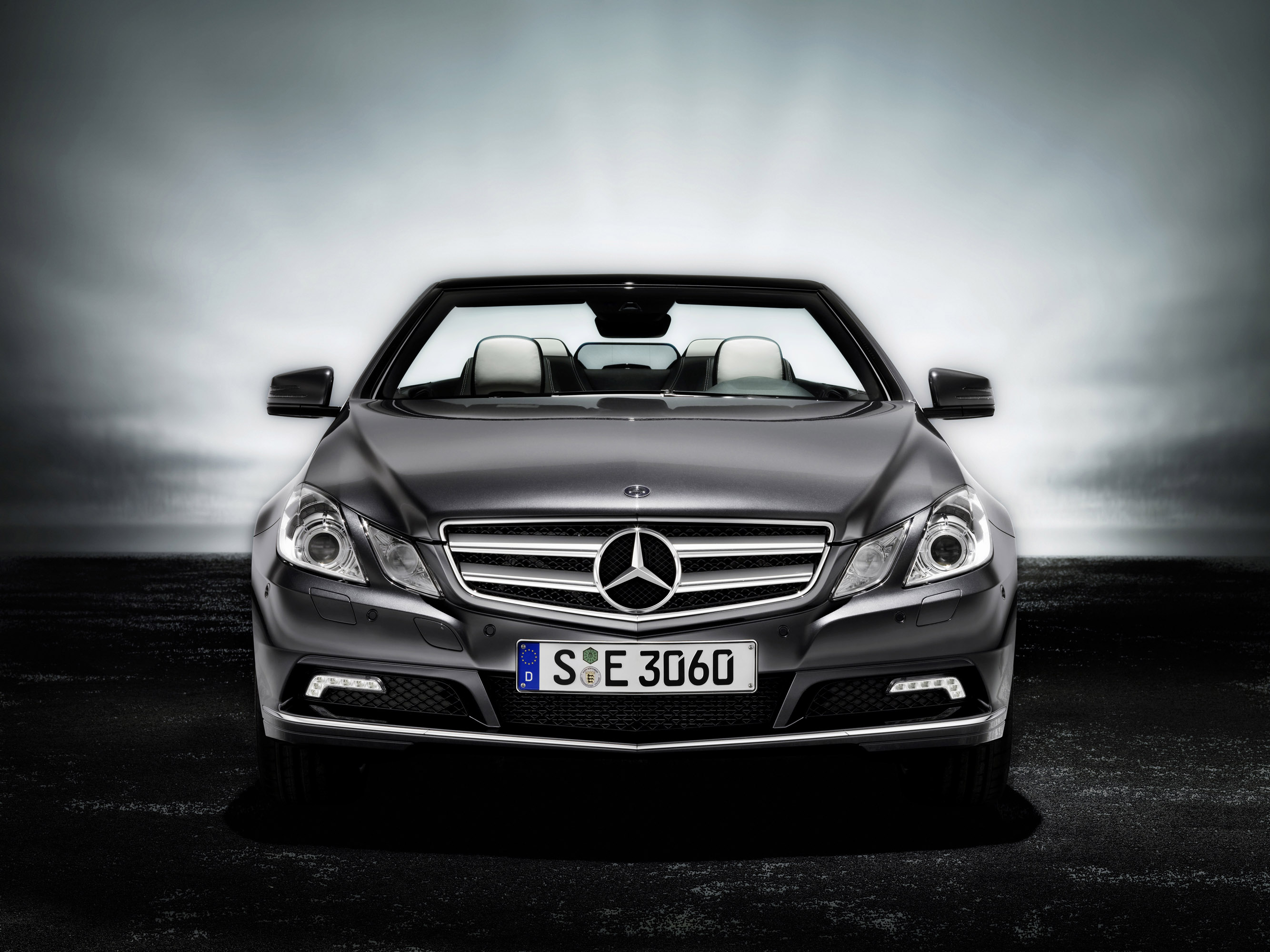 Mercedes-Benz E-Class Cabriolet photo #3