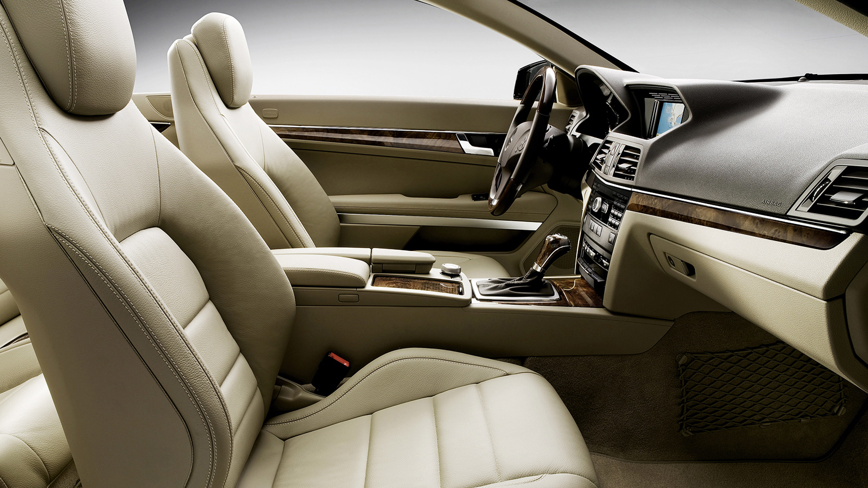 Mercedes-Benz E-Class Cabriolet photo #33