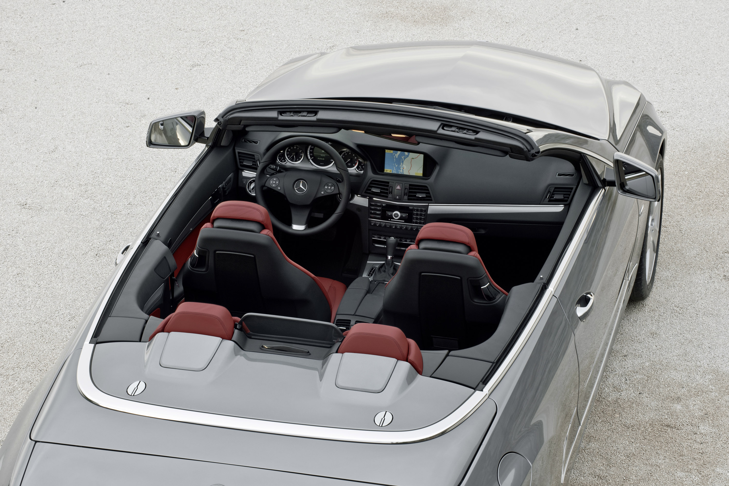 Mercedes-Benz E-Class Cabriolet photo #42