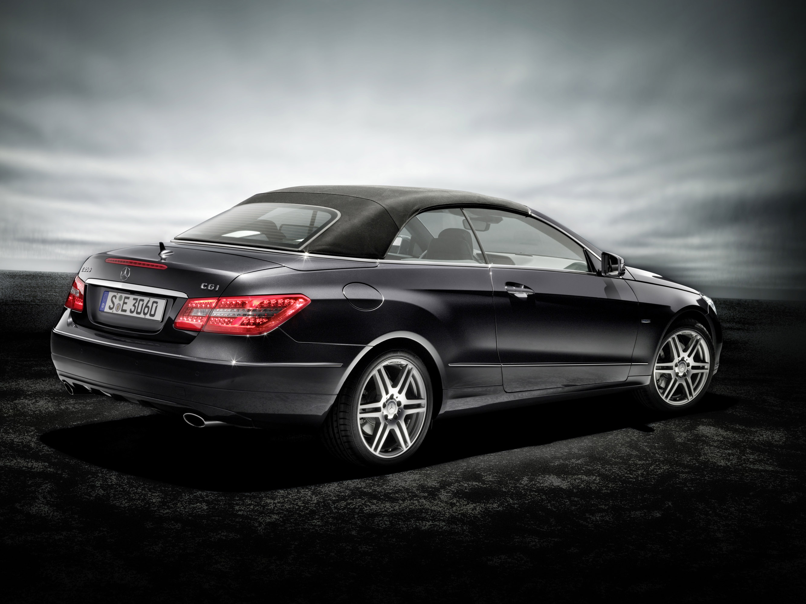 Mercedes-Benz E-Class Cabriolet photo #49