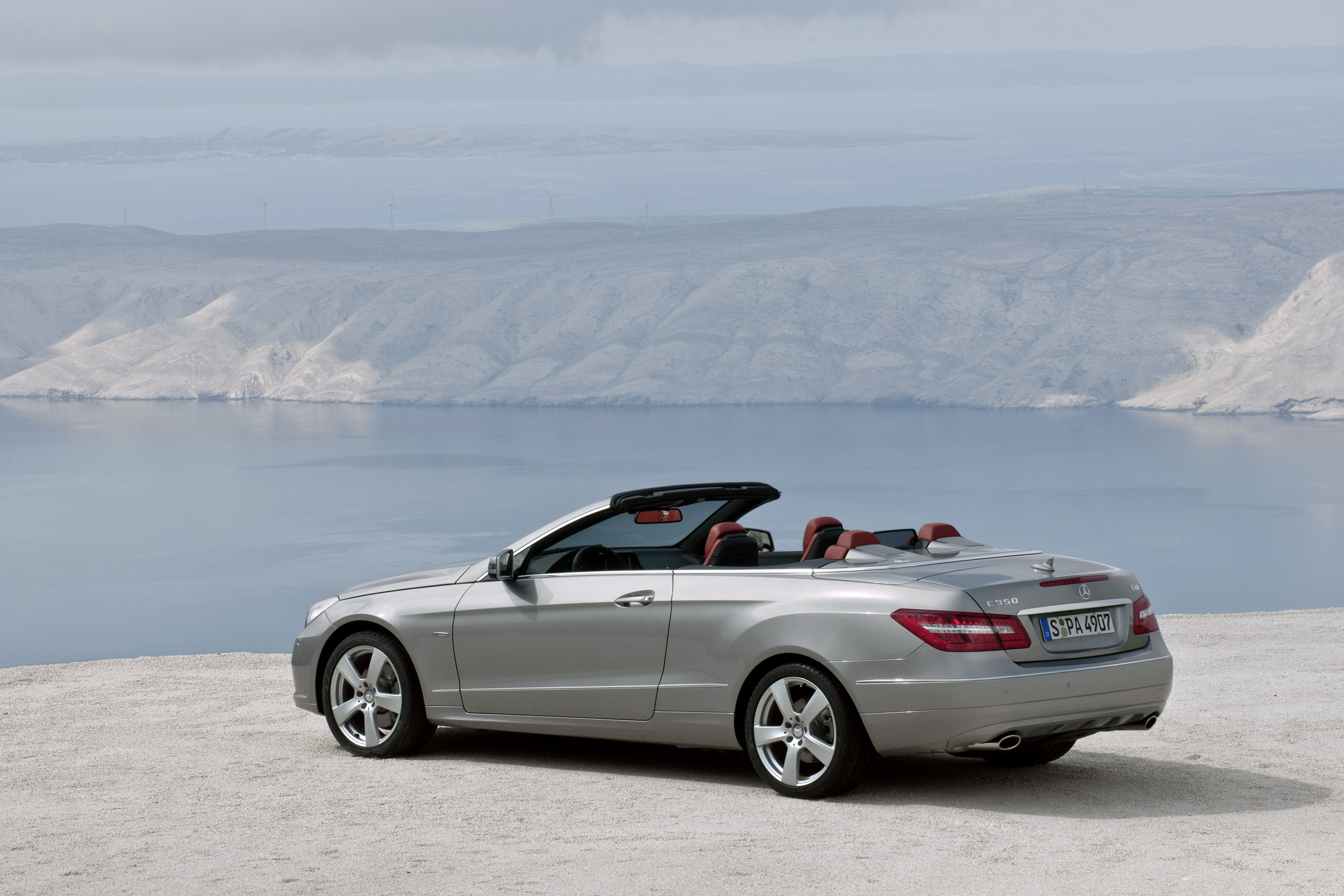 Mercedes-Benz E-Class Cabriolet photo #53