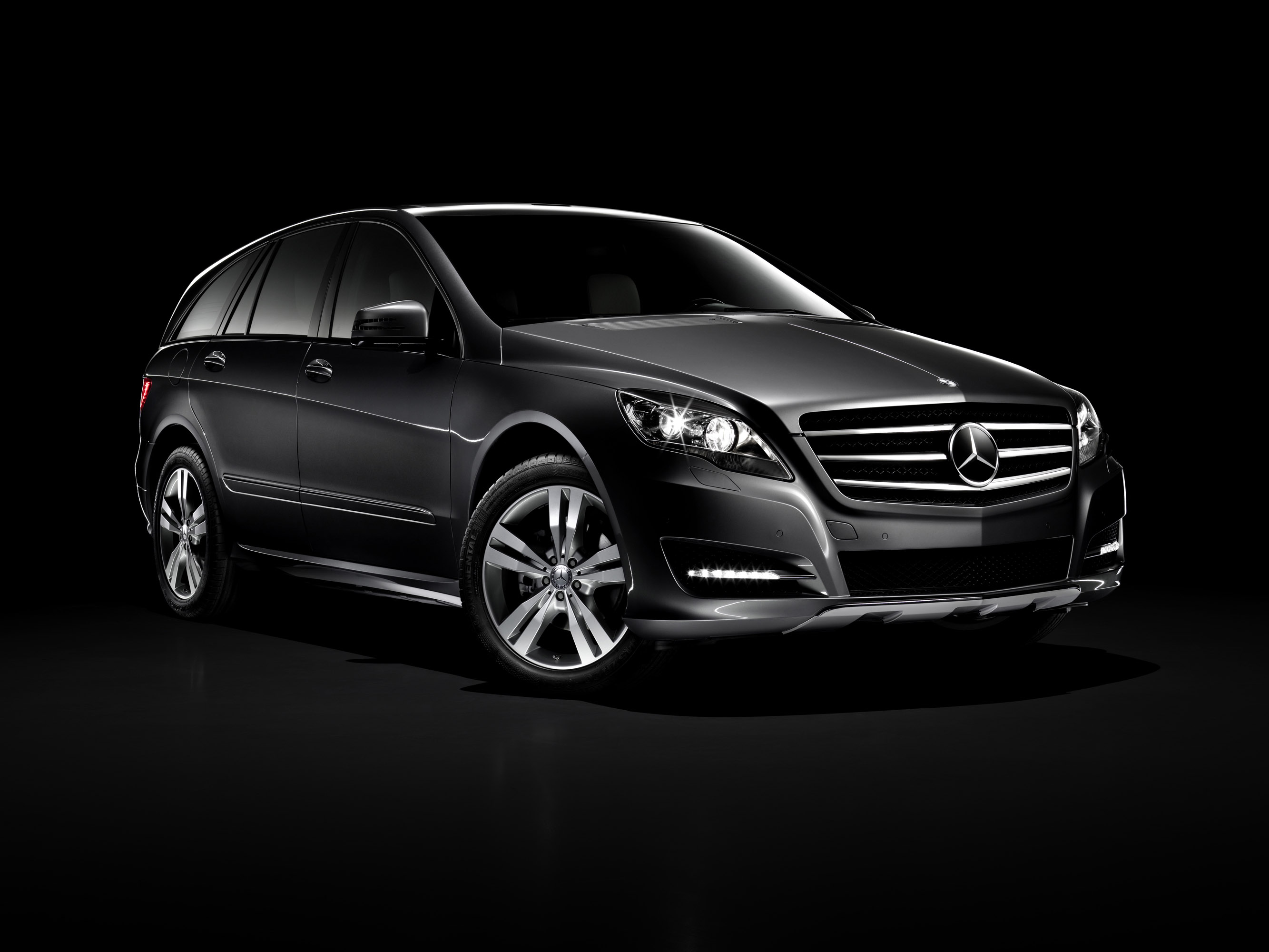 Mercedes-Benz R-Class photo #1