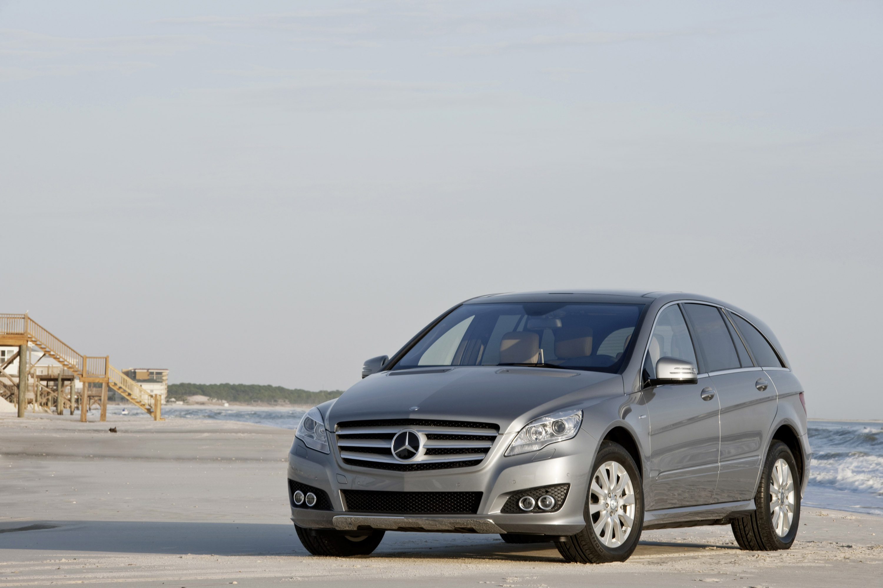 Mercedes-Benz R-Class photo #3