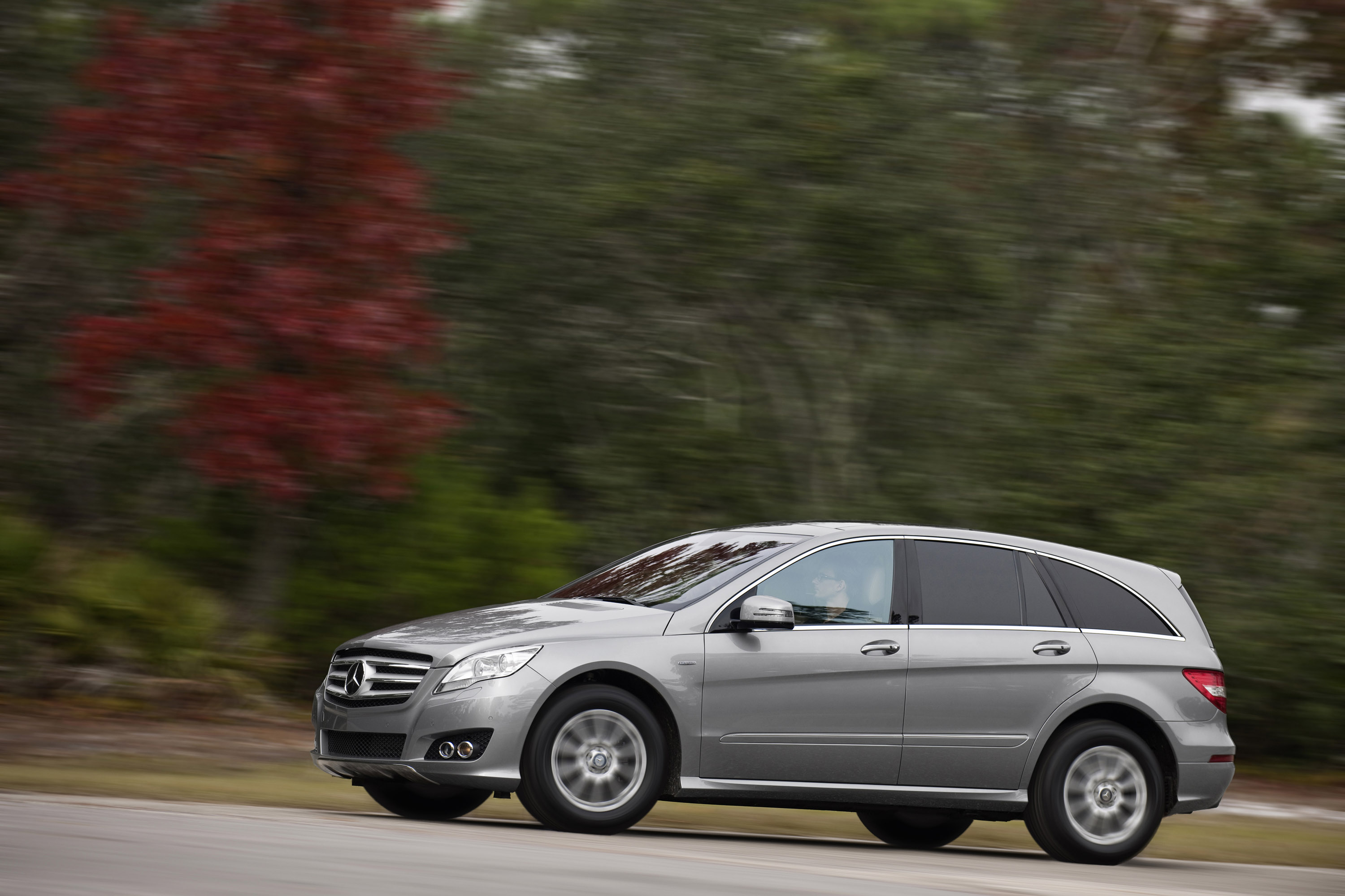 Mercedes-Benz R-Class photo #18