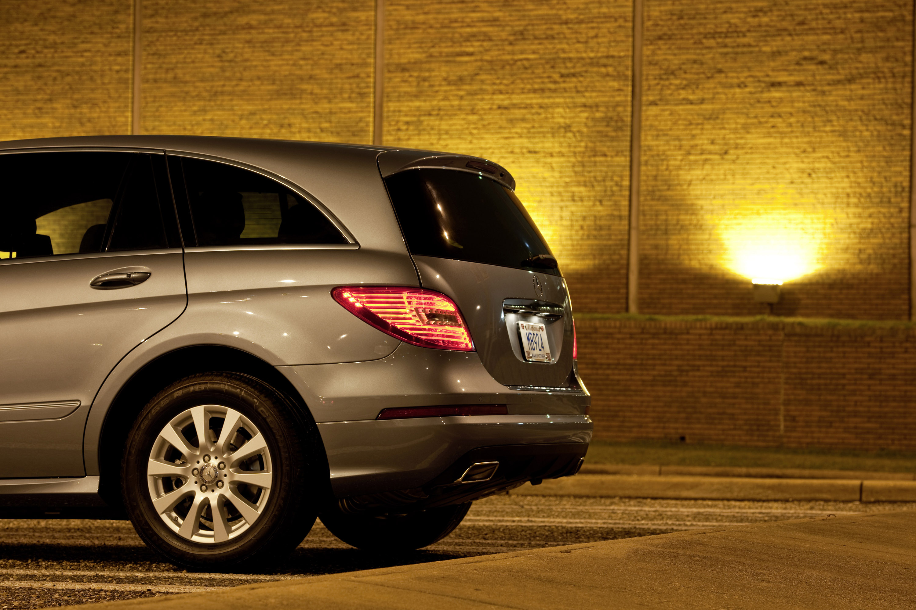 Mercedes-Benz R-Class photo #61
