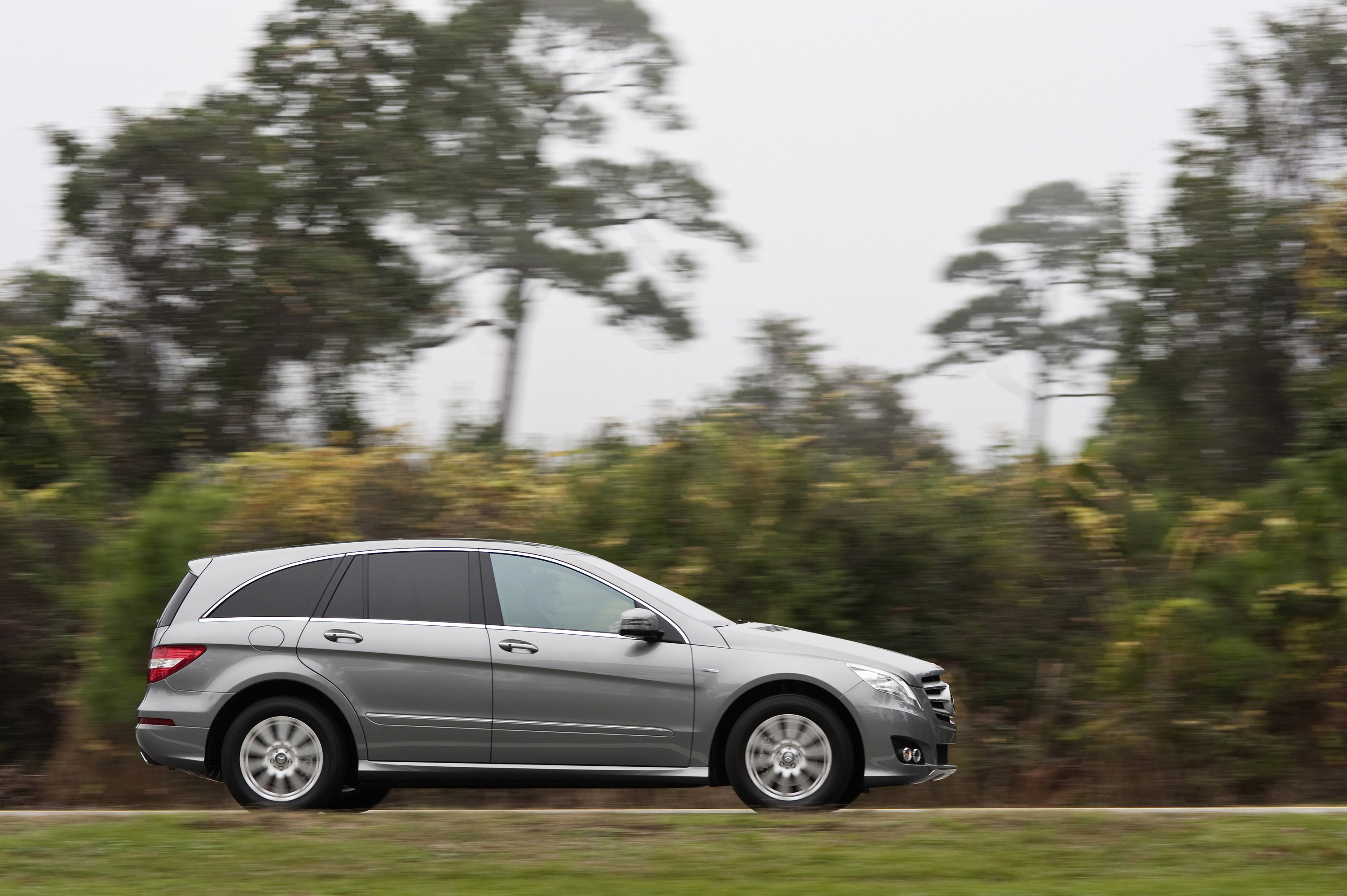Mercedes-Benz R-Class photo #66