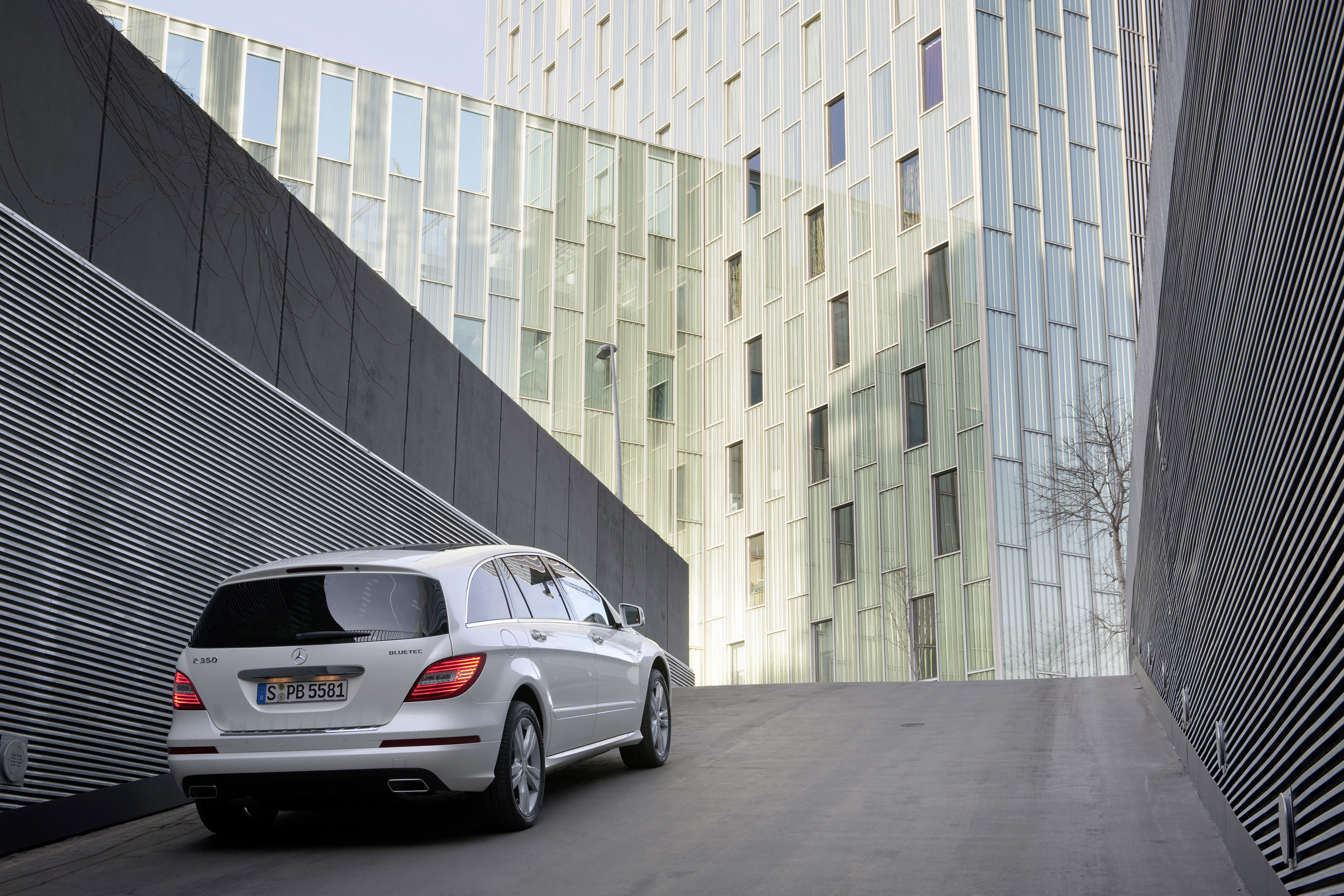 Mercedes-Benz R-Class photo #75