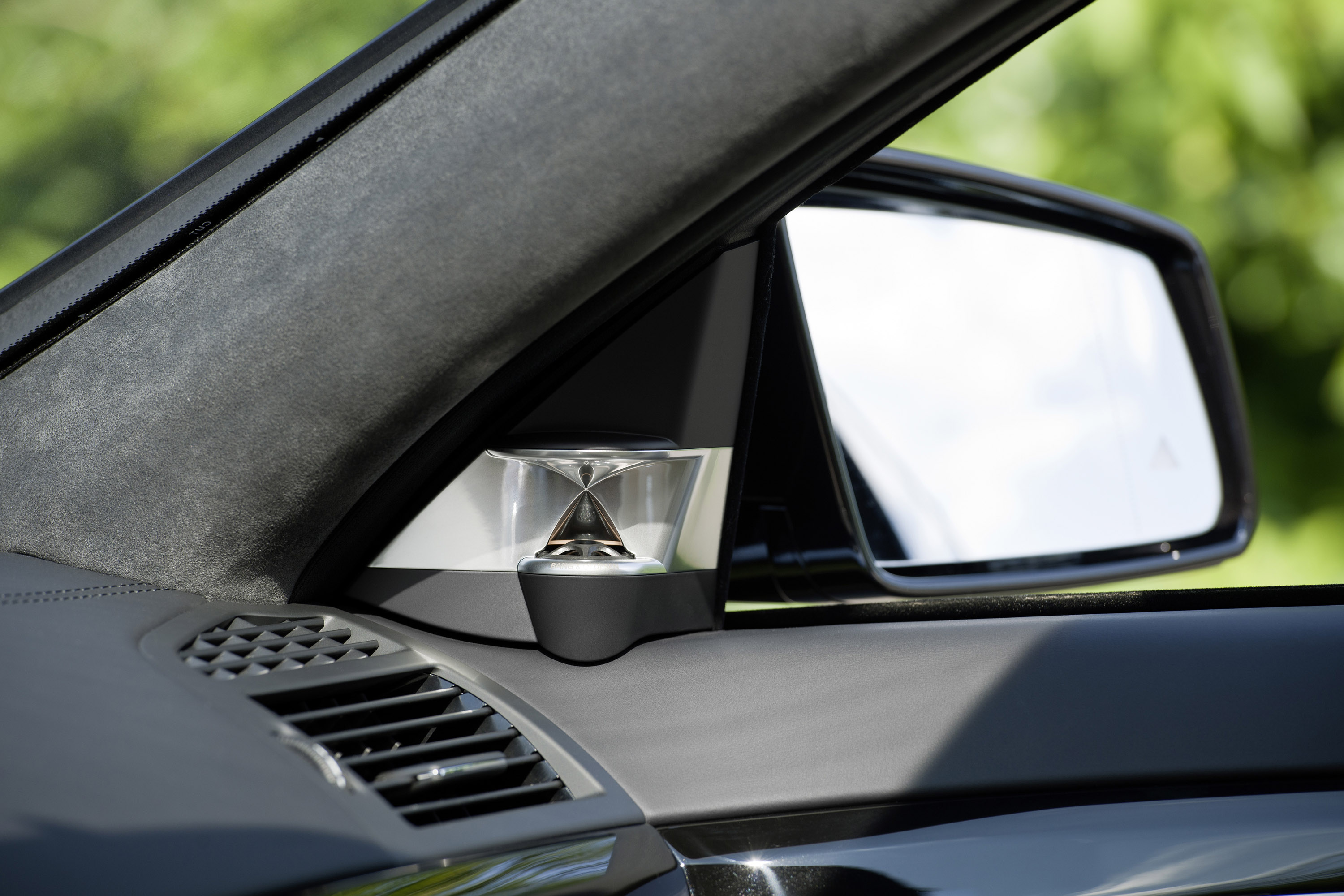 Mercedes-Benz S63 AMG photo #20