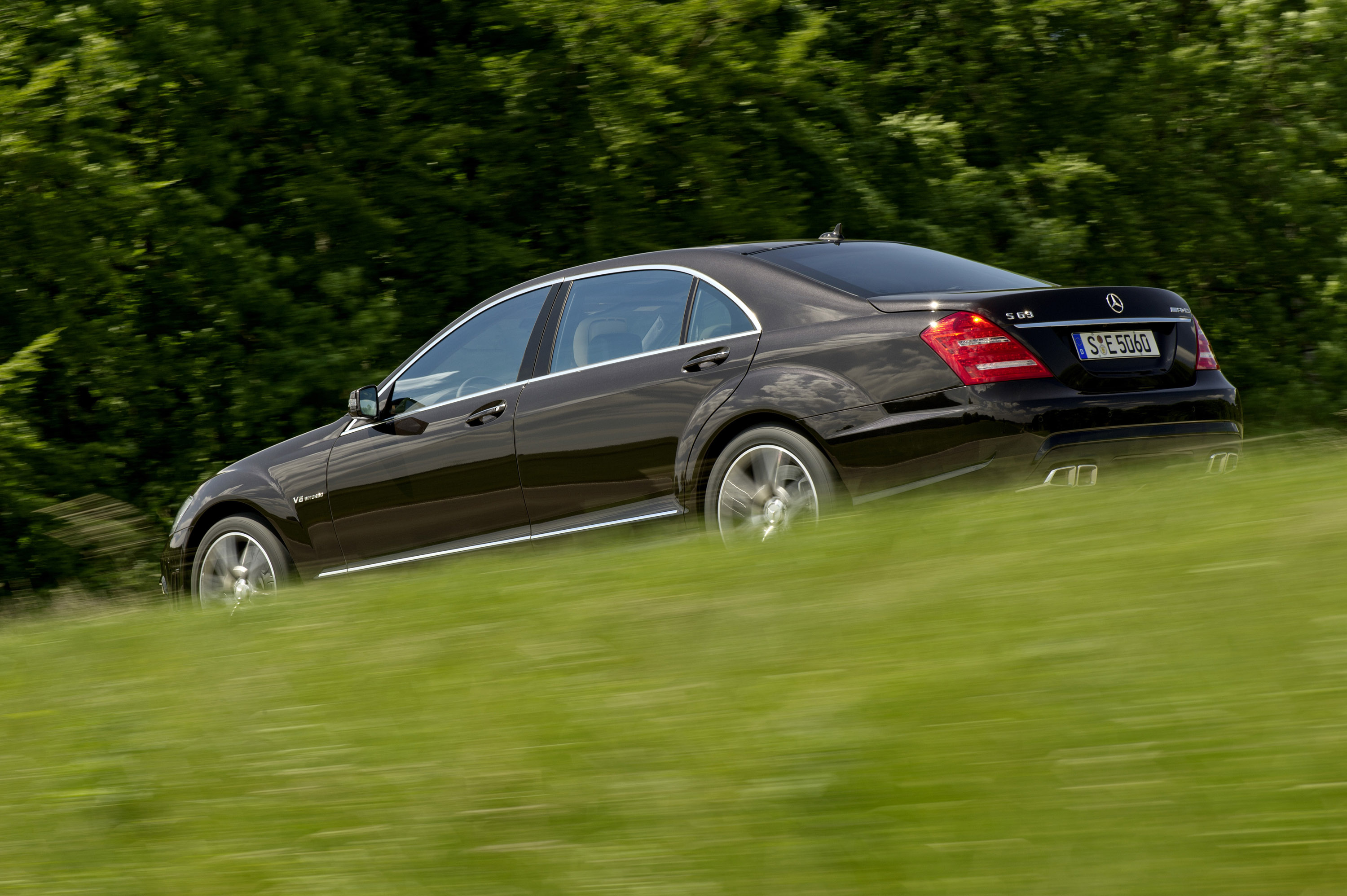 Mercedes-Benz S63 AMG photo #26