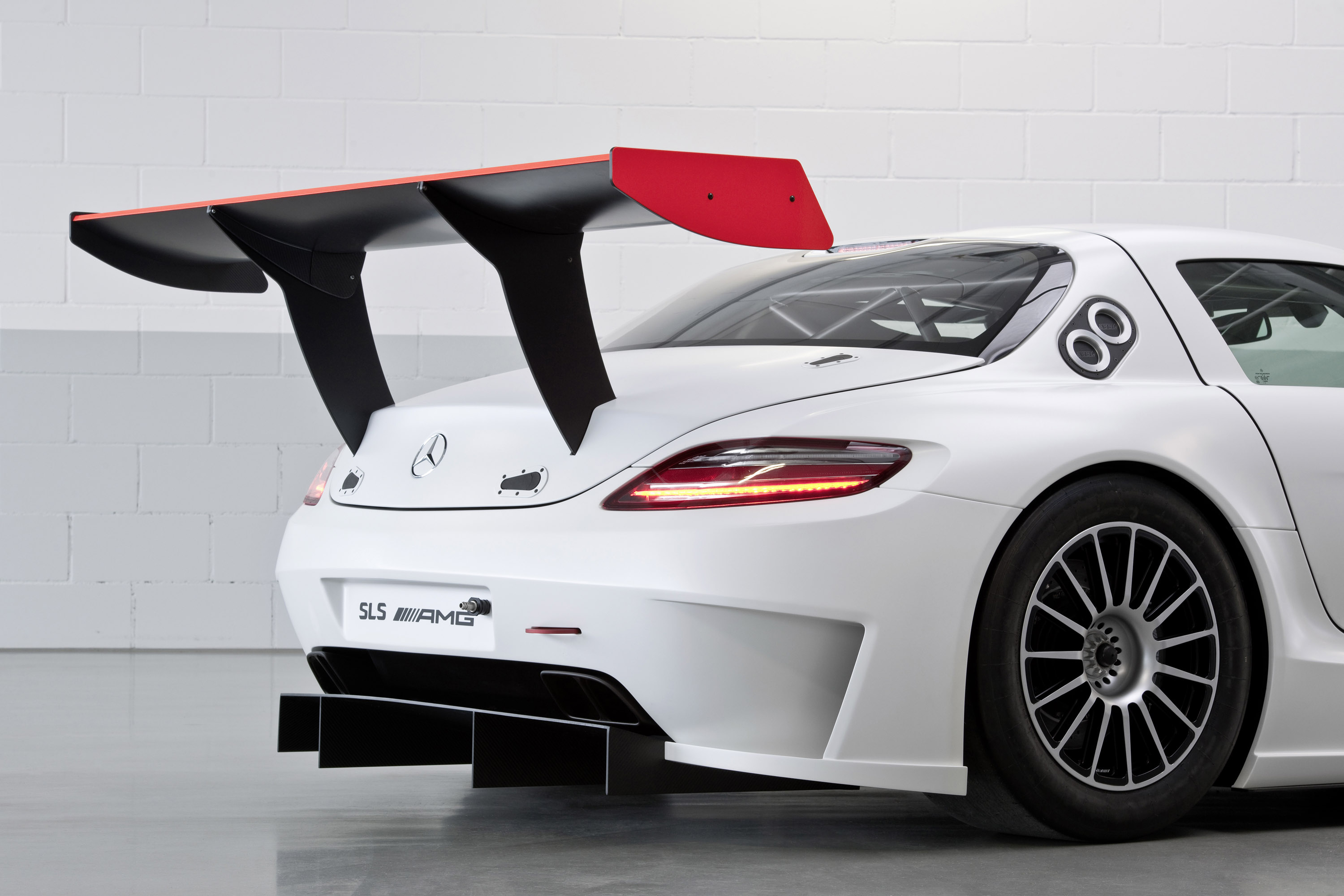 Mercedes-Benz SLS AMG GT3 photo #33
