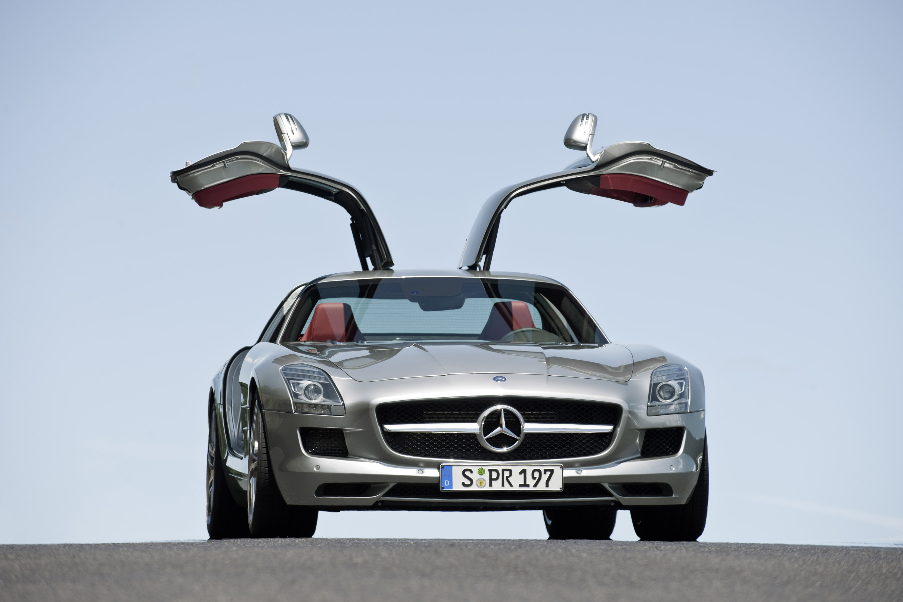 Mercedes-Benz SLS AMG photo #24