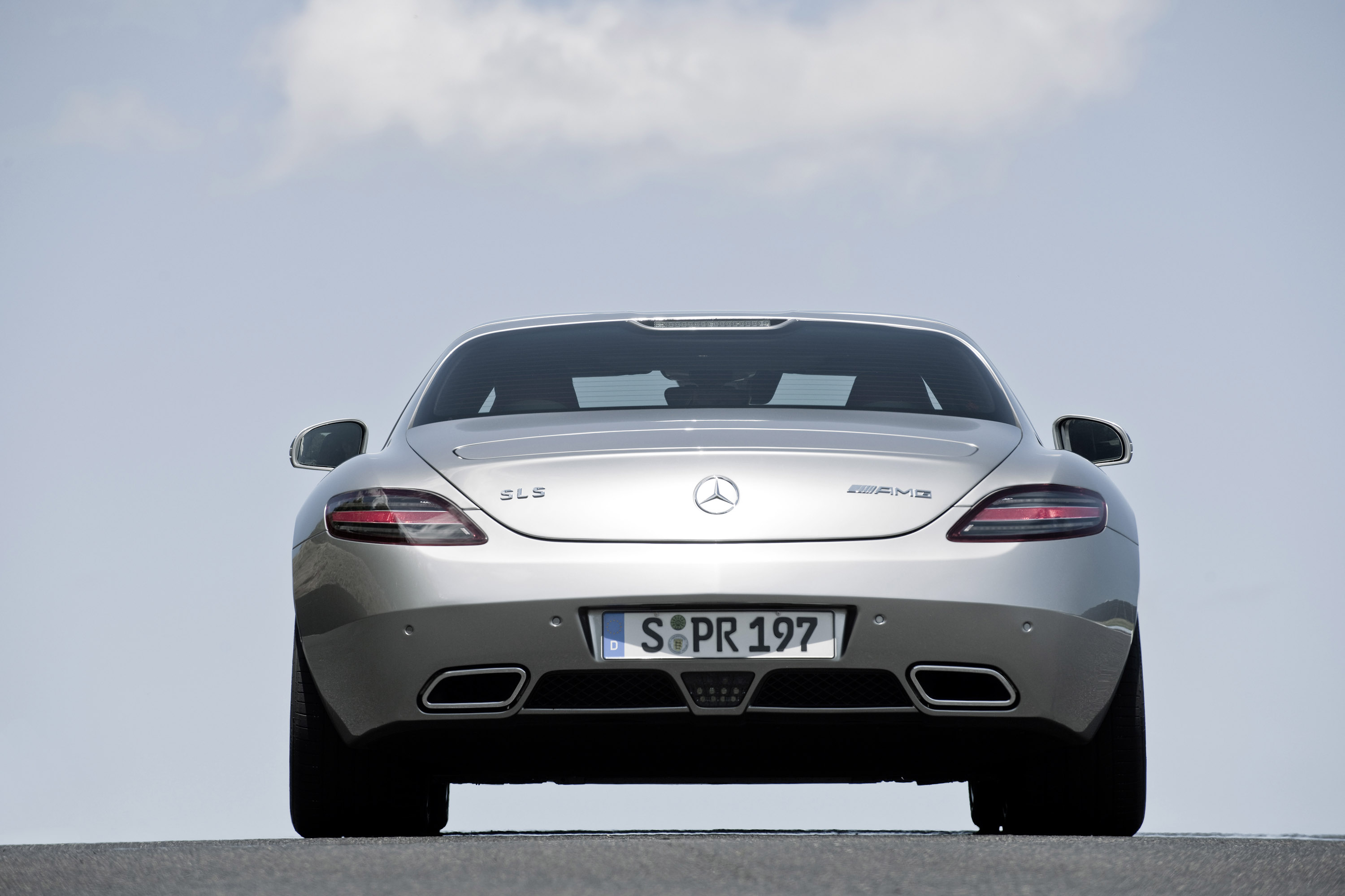 Mercedes-Benz SLS AMG photo #64