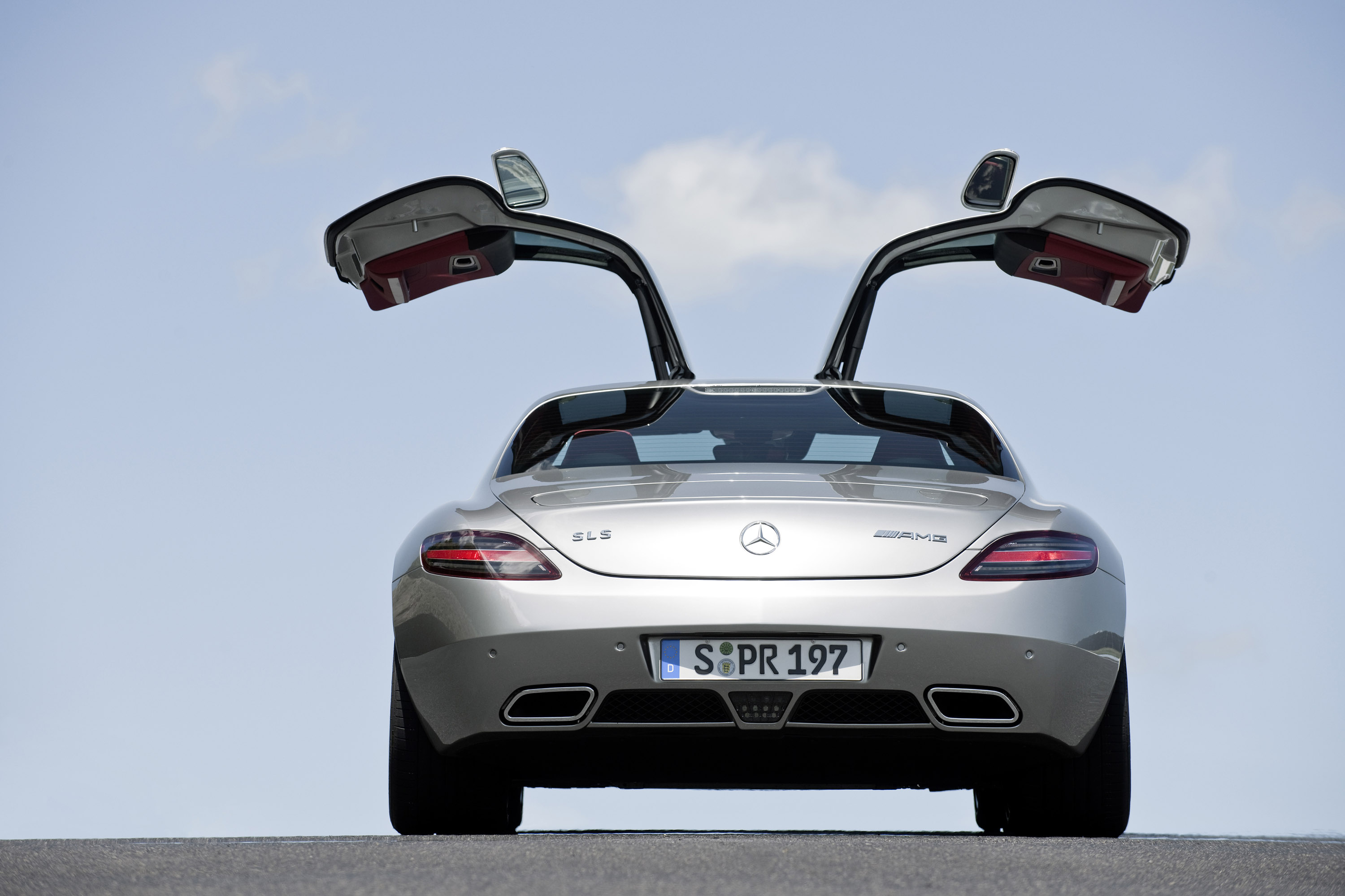 Mercedes-Benz SLS AMG photo #65