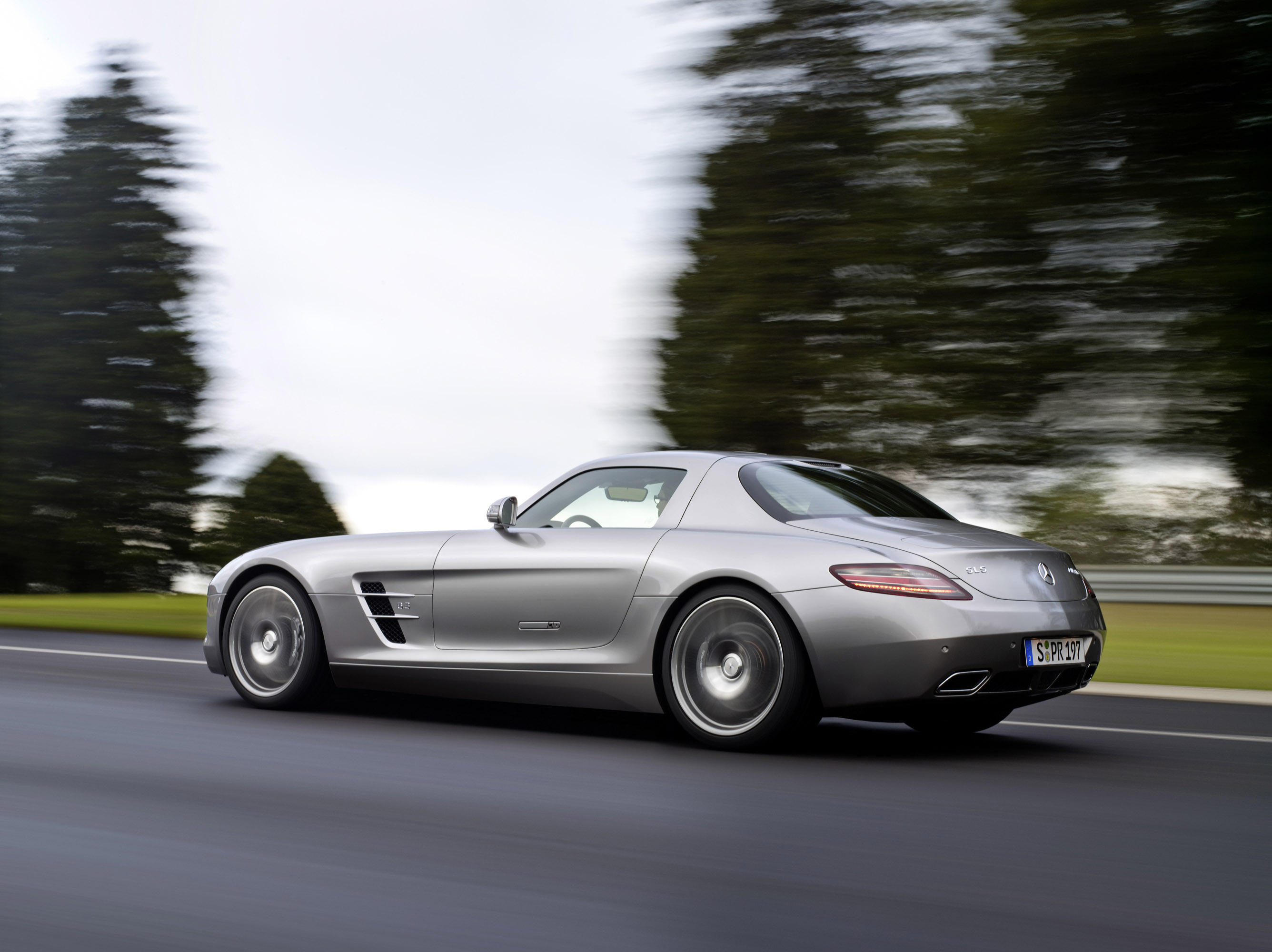Mercedes-Benz SLS AMG photo #66