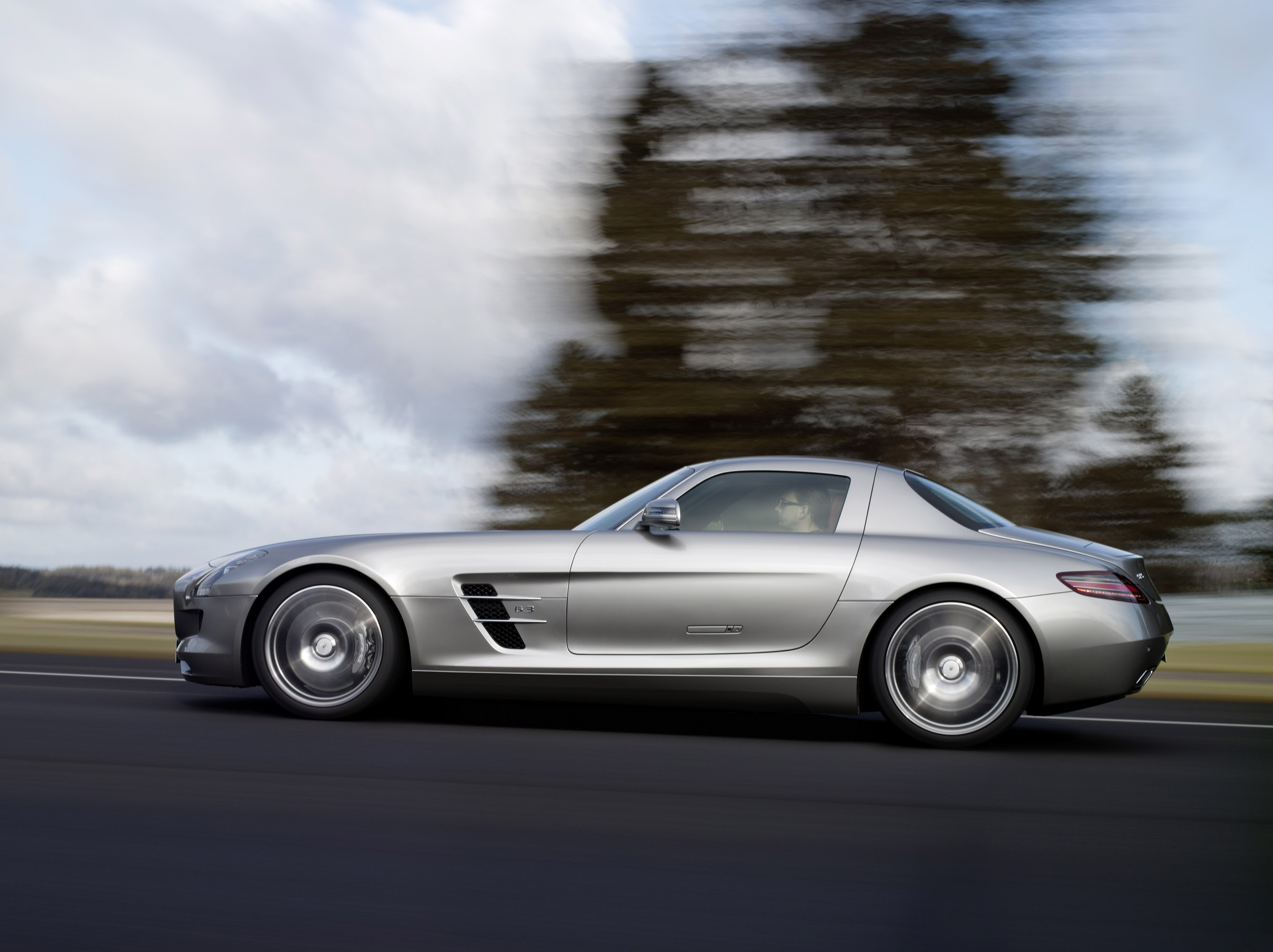 Mercedes-Benz SLS AMG photo #67