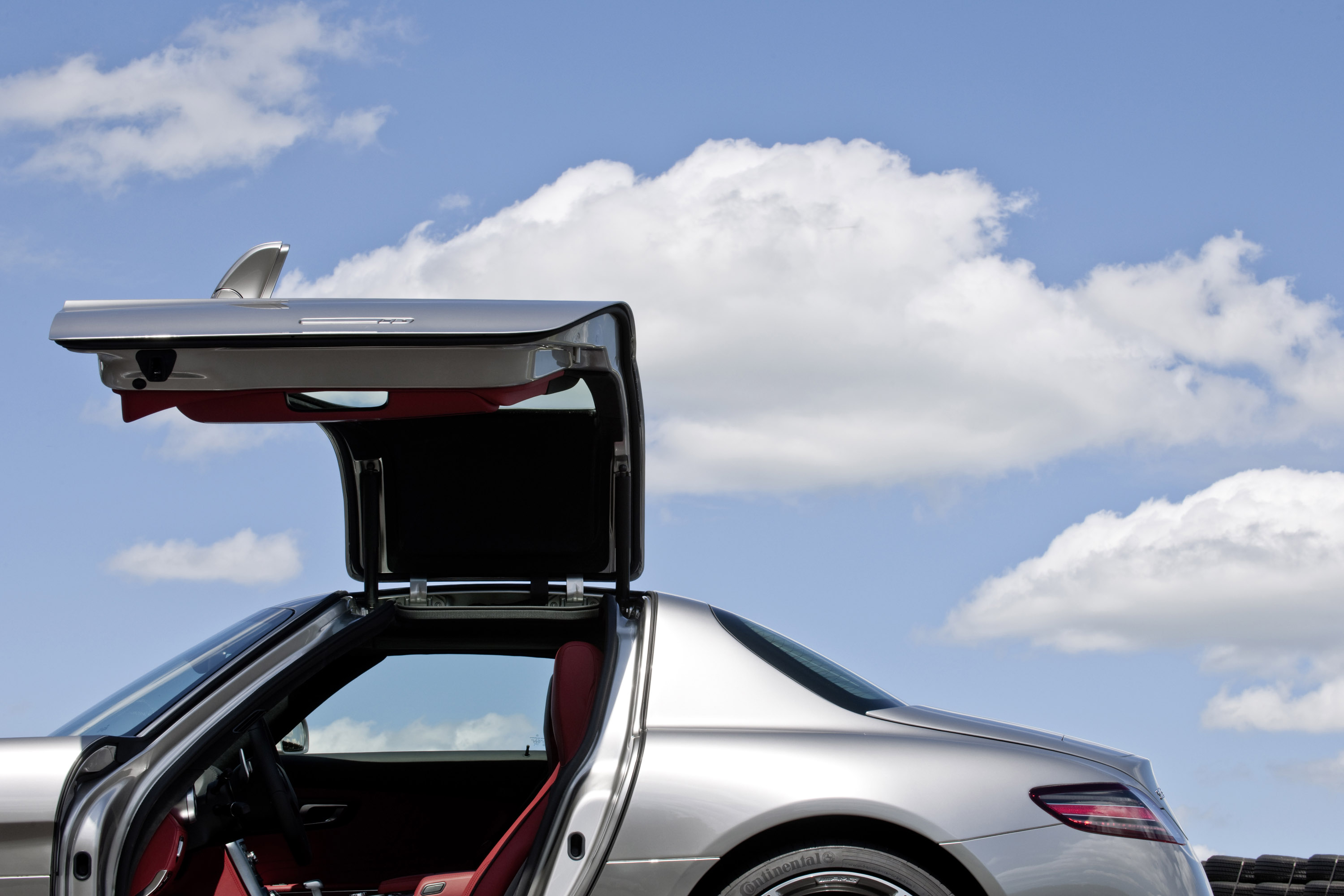 Mercedes-Benz SLS AMG photo #93