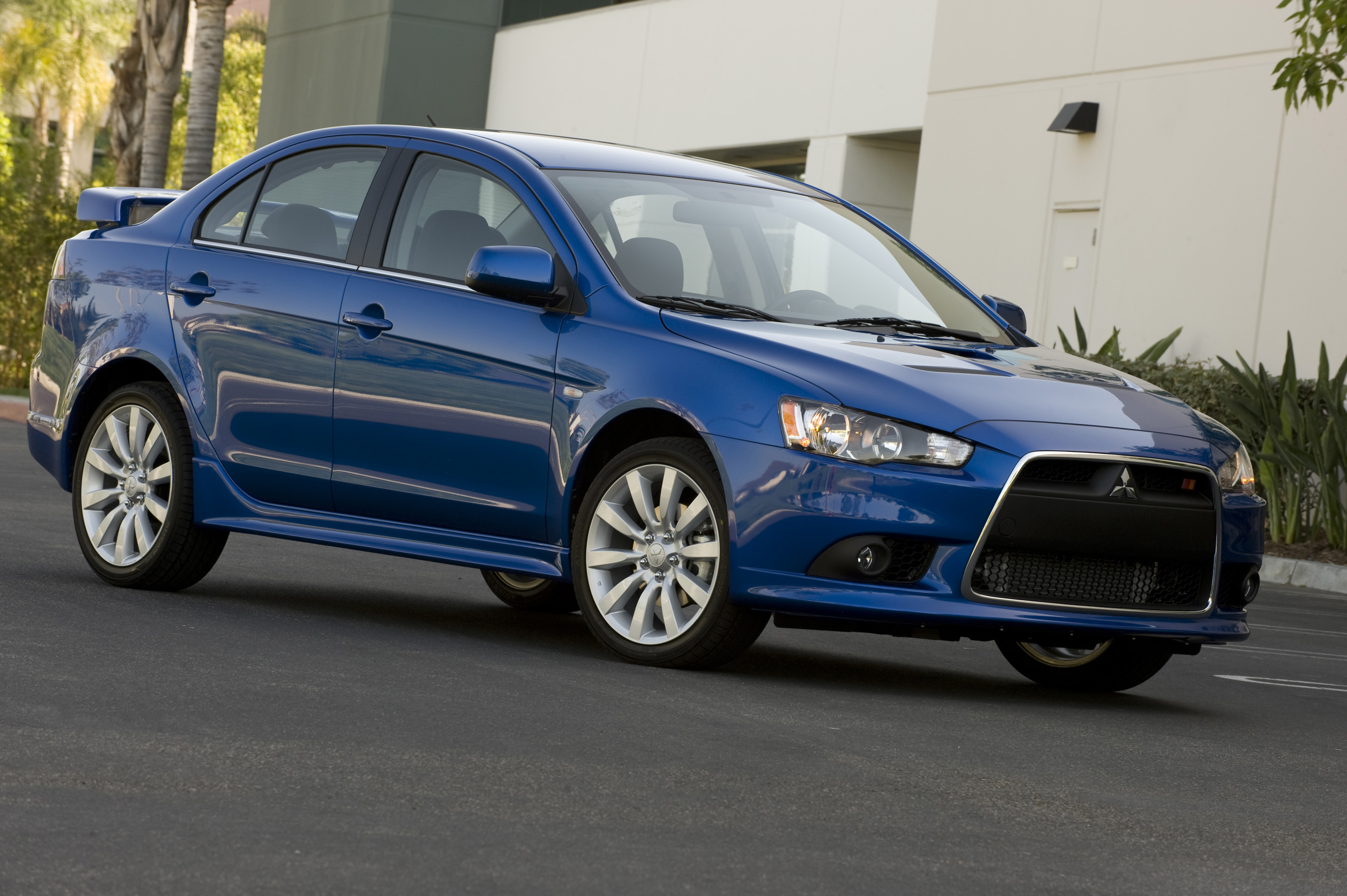 Mitsubishi Lancer photo #4