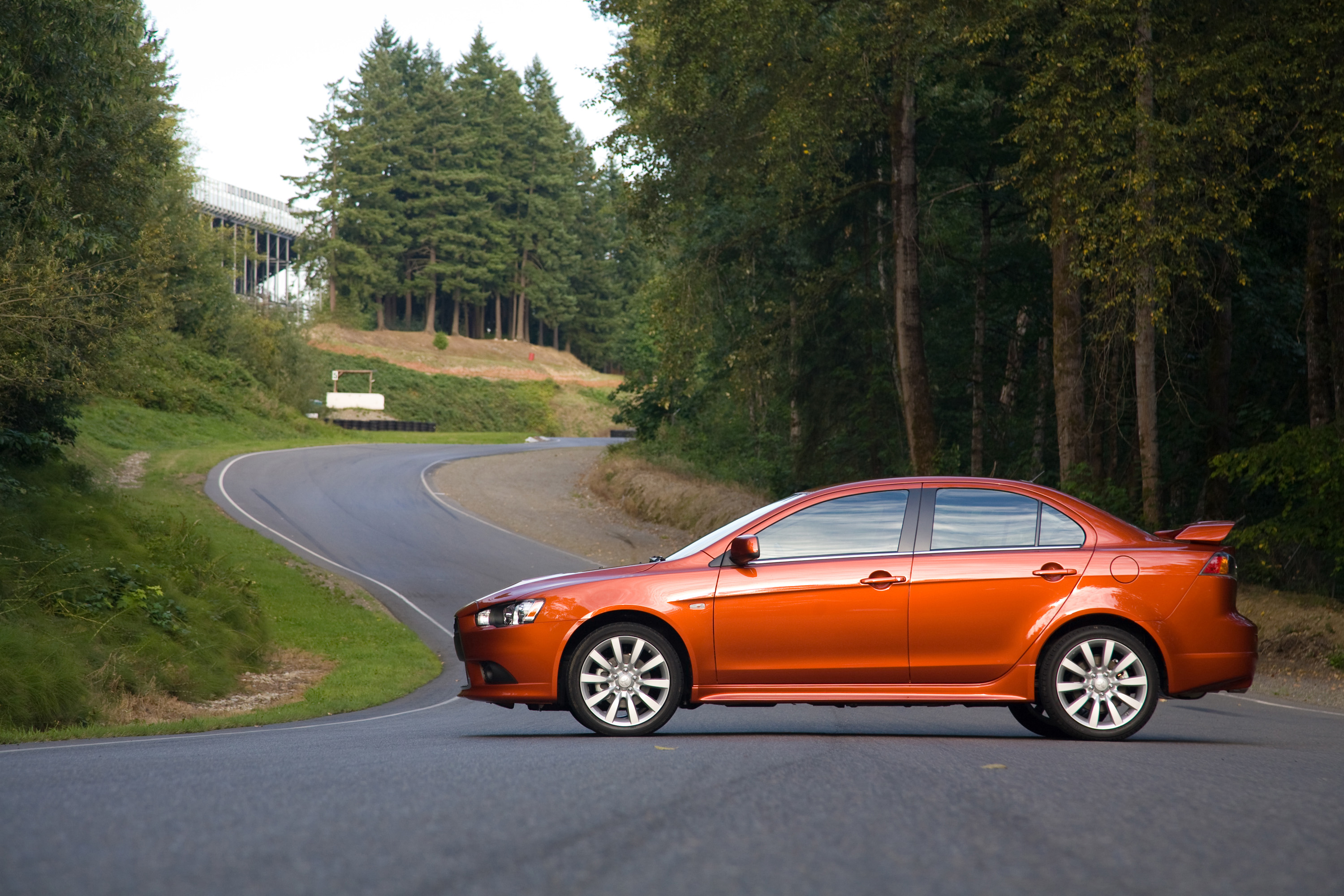 Mitsubishi Lancer photo #14