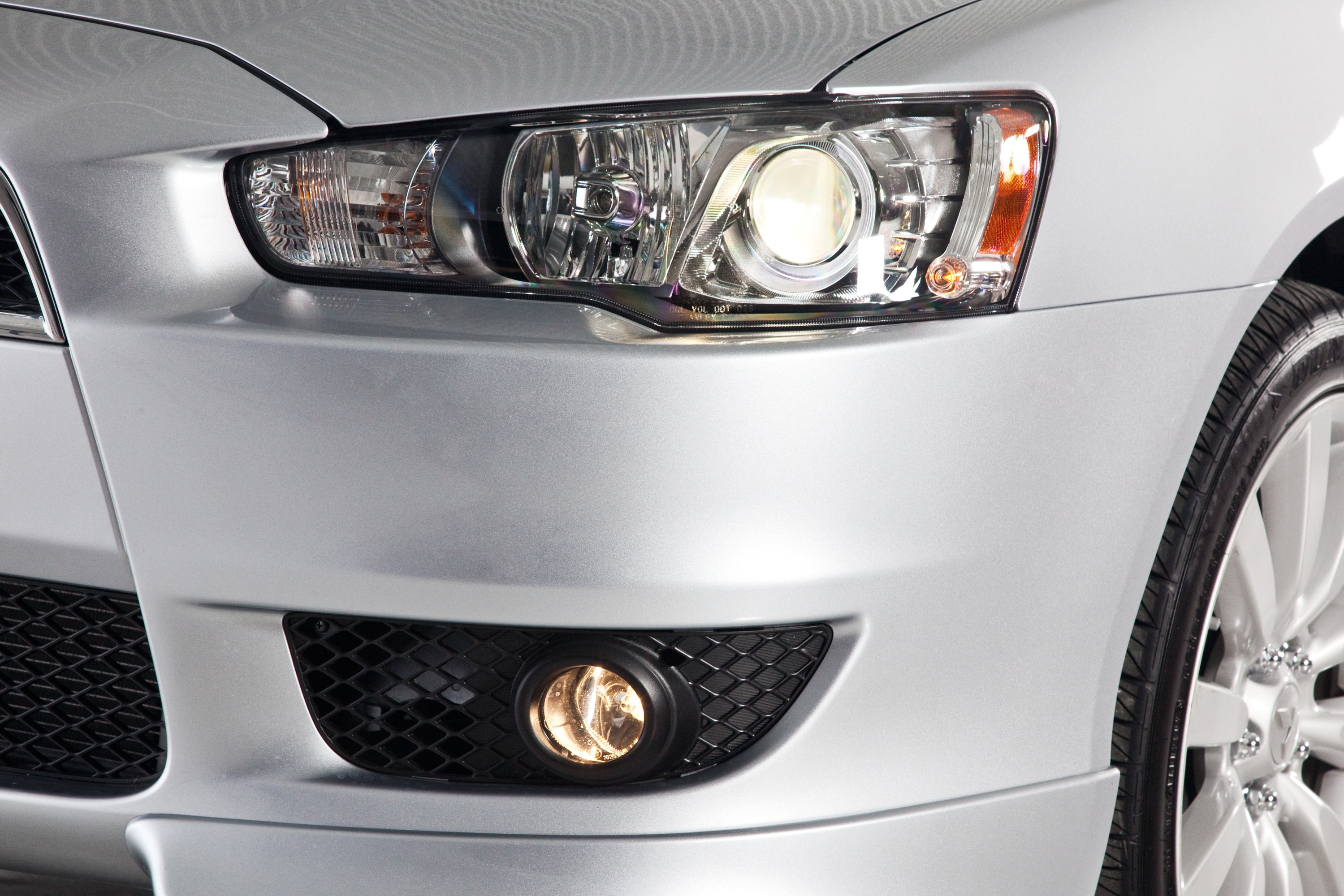 Mitsubishi Lancer photo #37