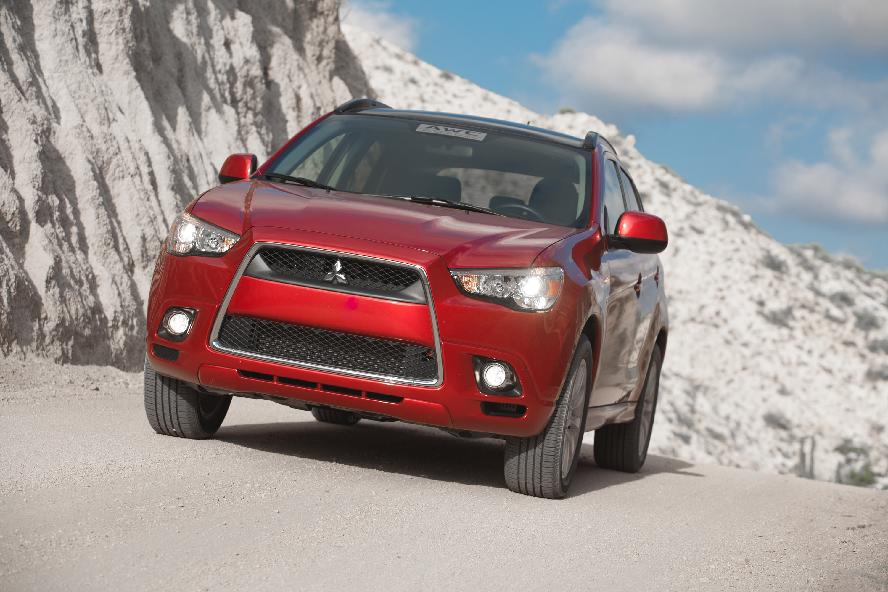 Mitsubishi Outlander Sport photo #15