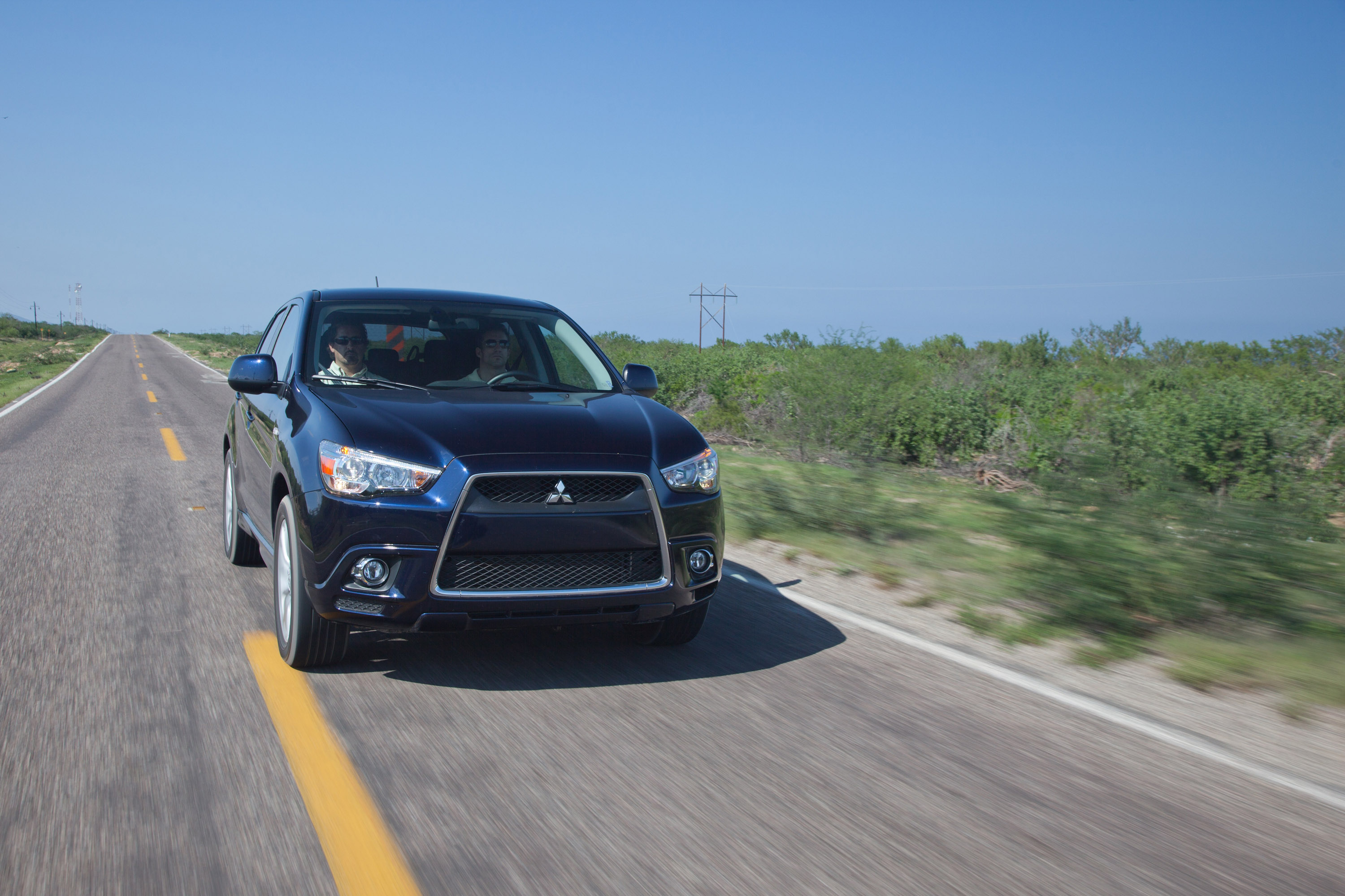 Mitsubishi Outlander Sport photo #17
