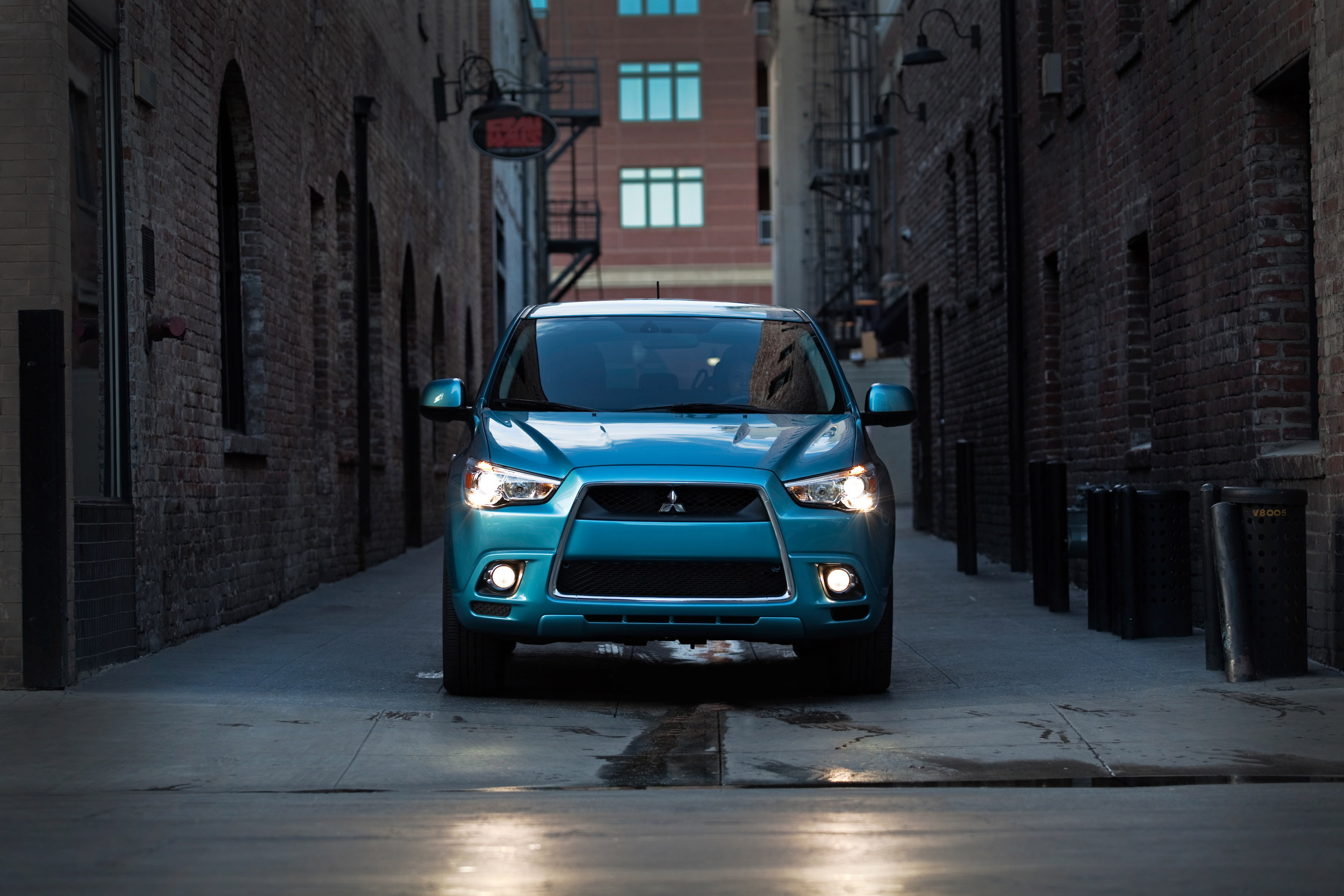 Mitsubishi Outlander Sport photo #26