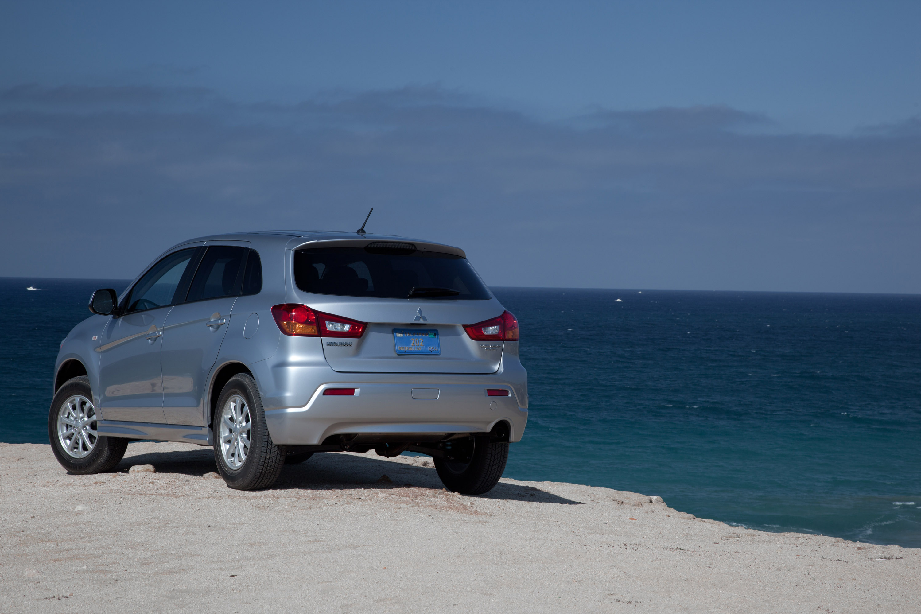 Mitsubishi Outlander Sport photo #38