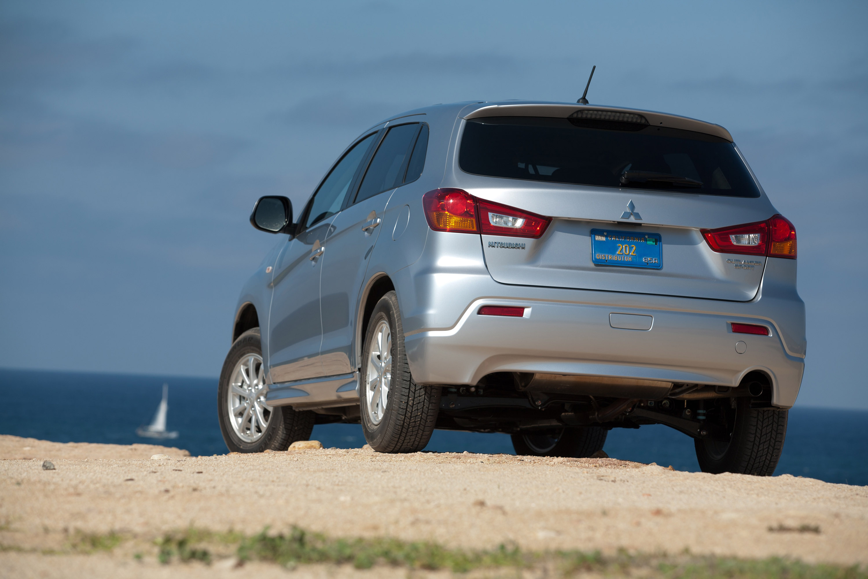 Mitsubishi Outlander Sport photo #40