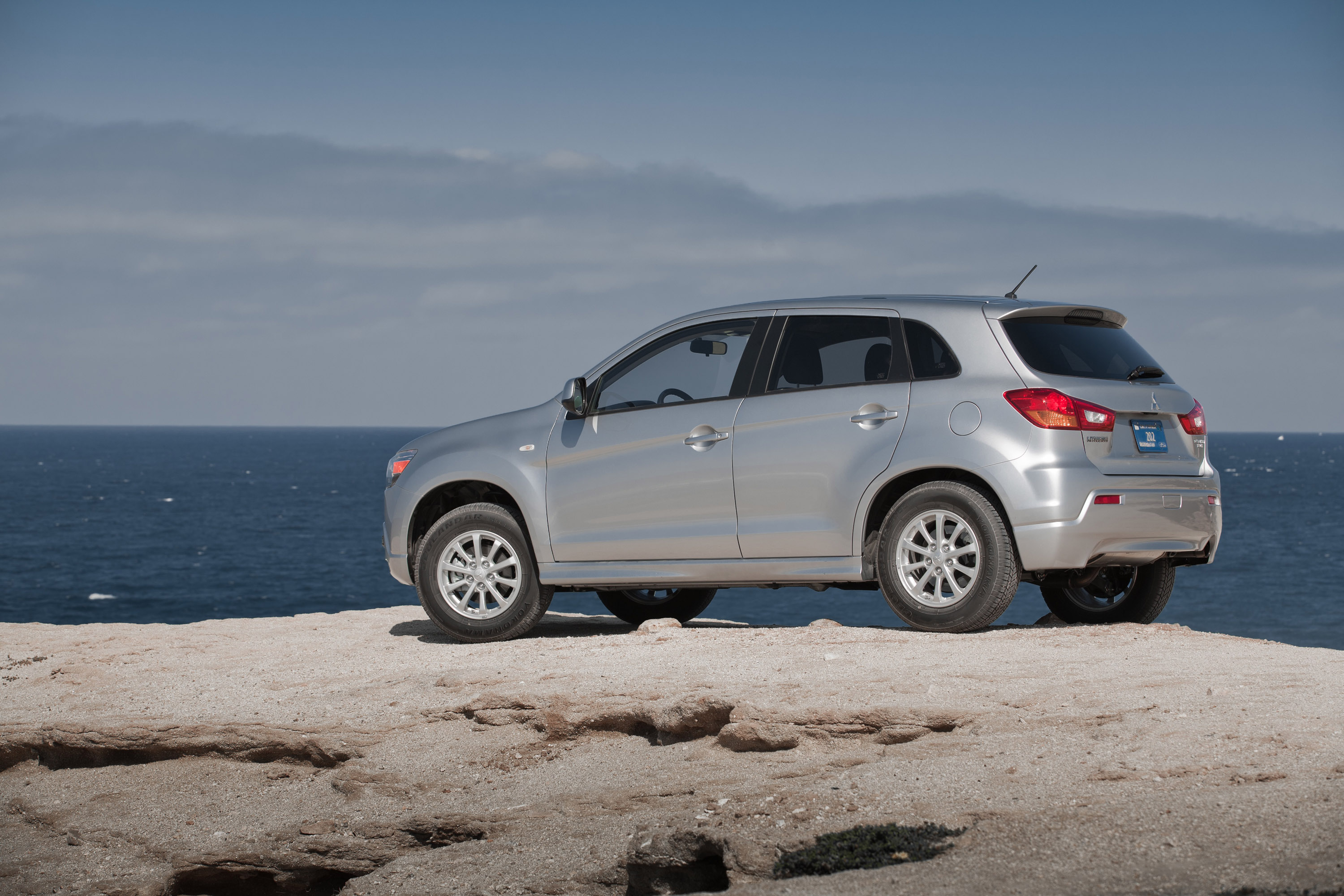 Mitsubishi Outlander Sport photo #42