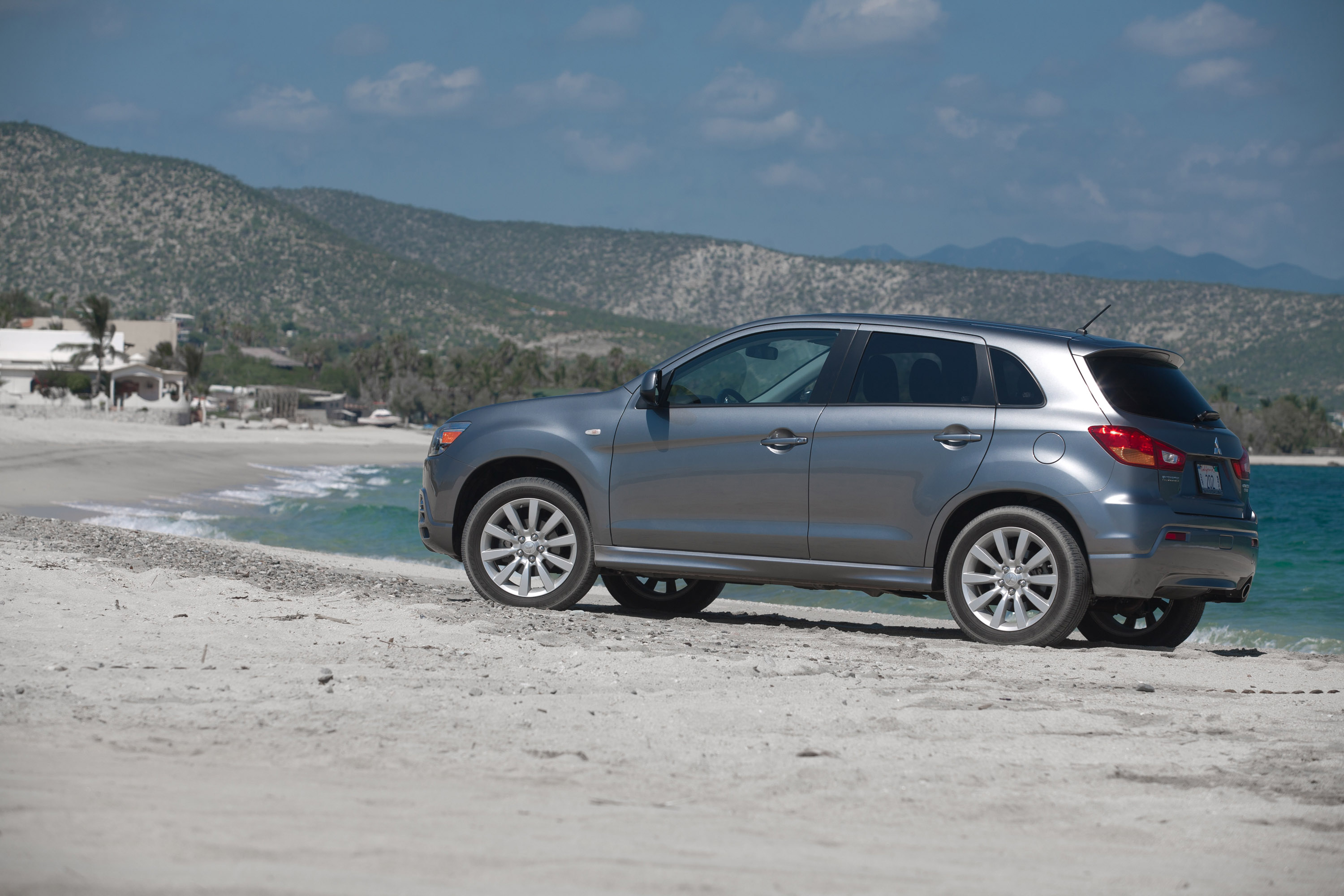 Mitsubishi Outlander Sport photo #45