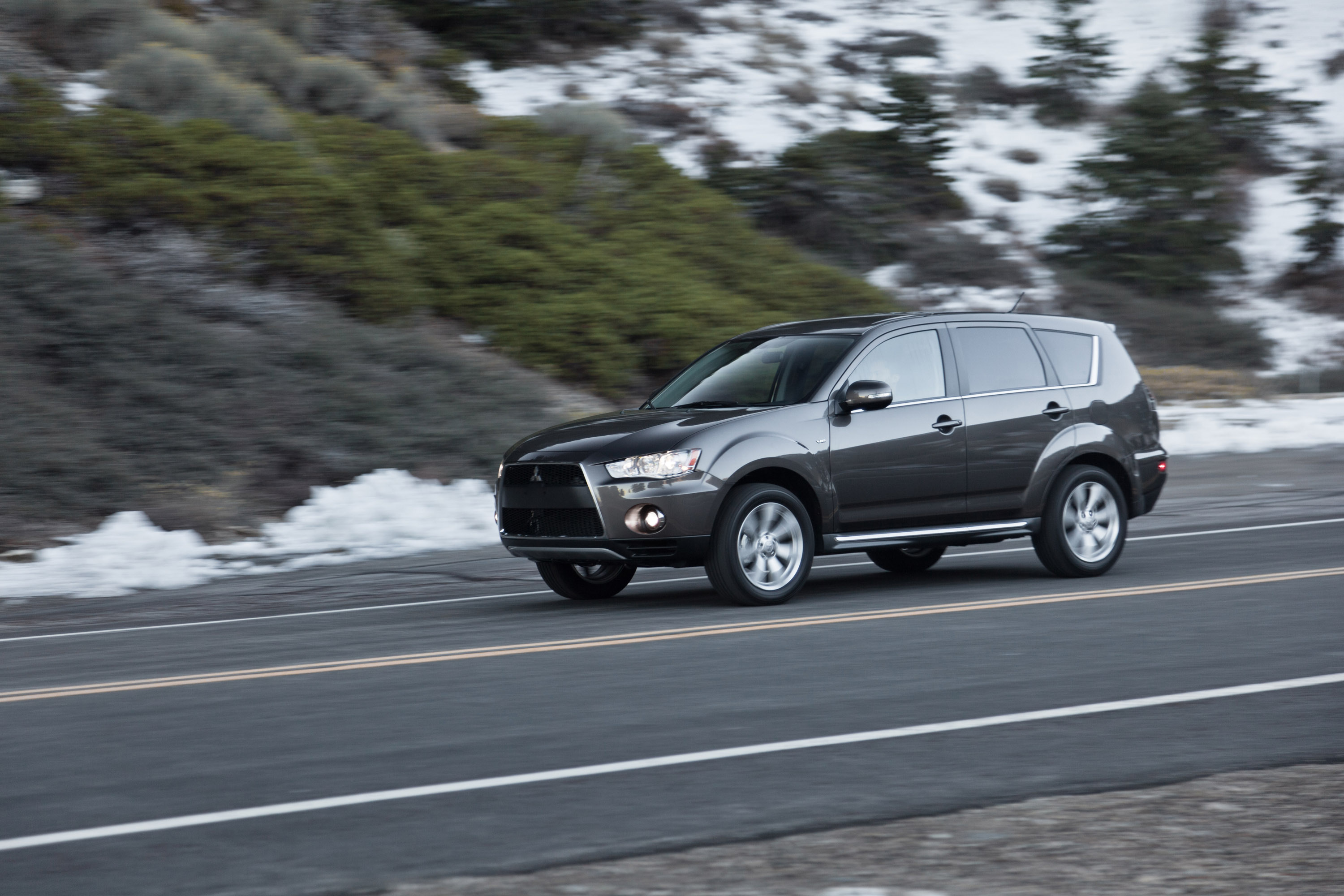 Mitsubishi Outlander photo #6