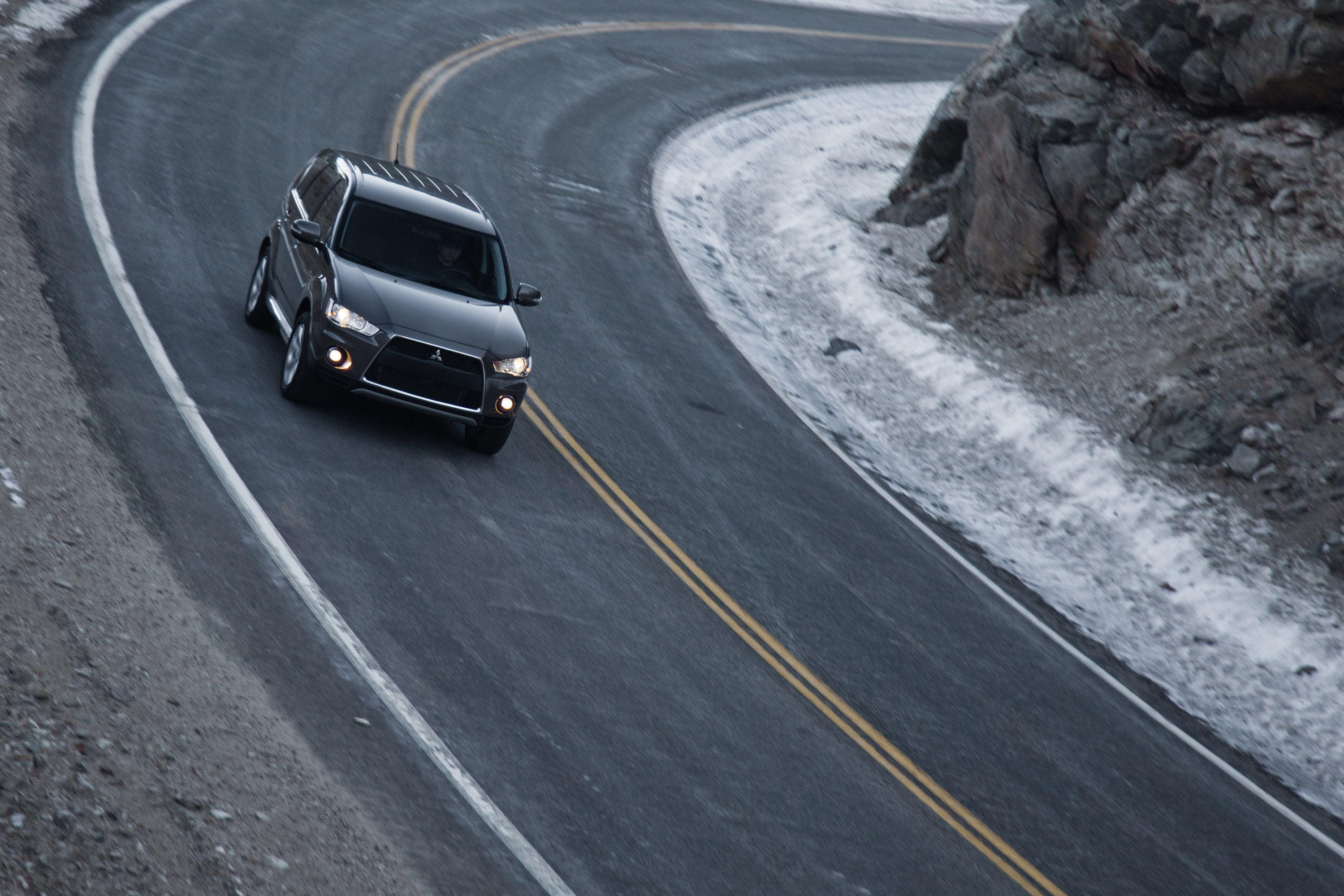 Mitsubishi Outlander photo #15