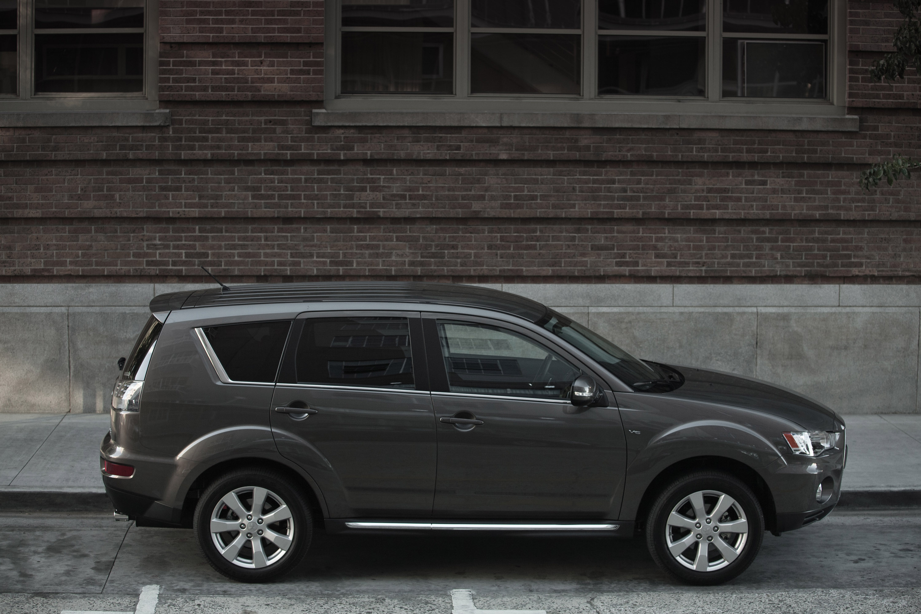 Mitsubishi Outlander photo #19