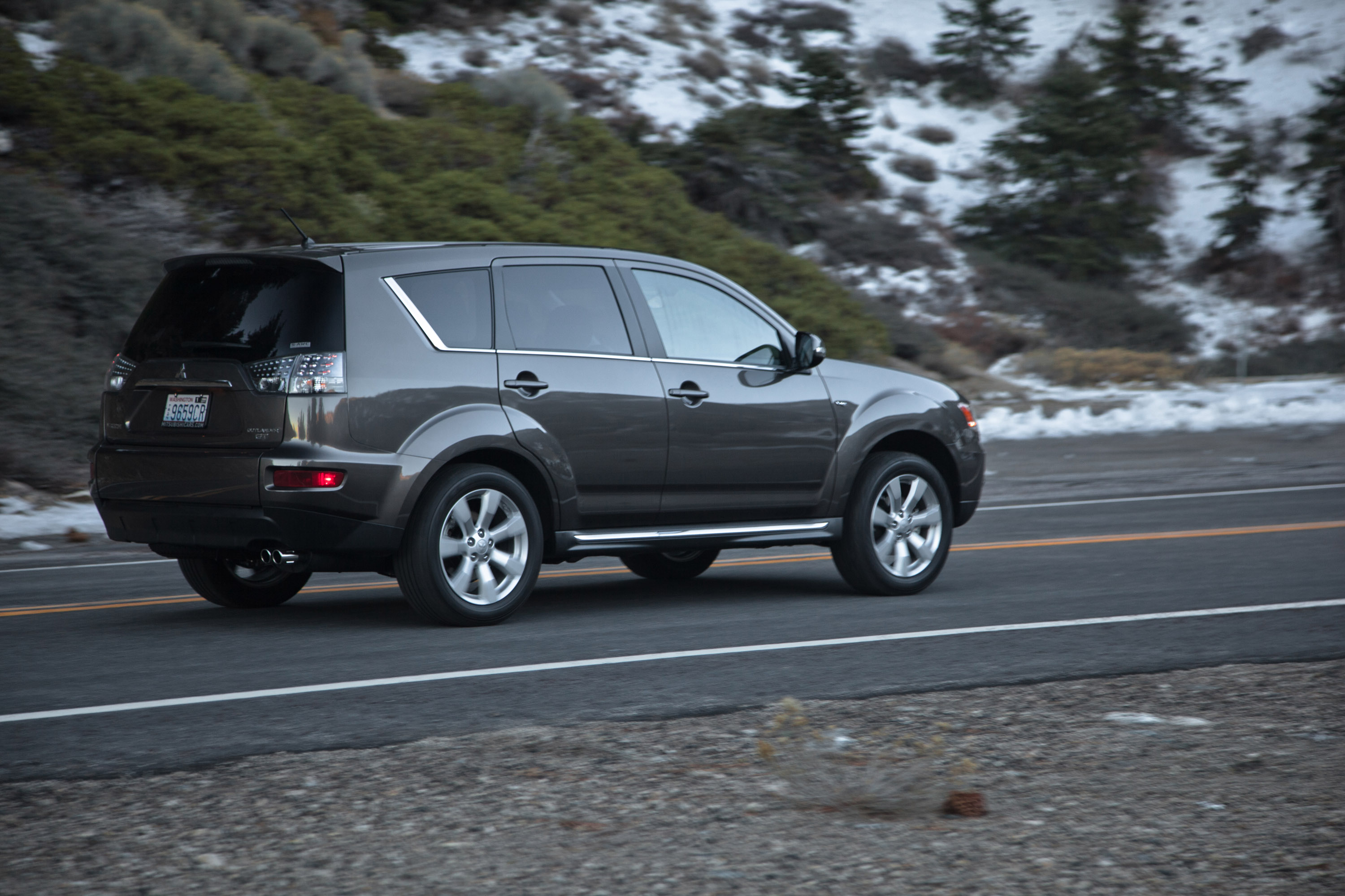 Mitsubishi Outlander photo #29