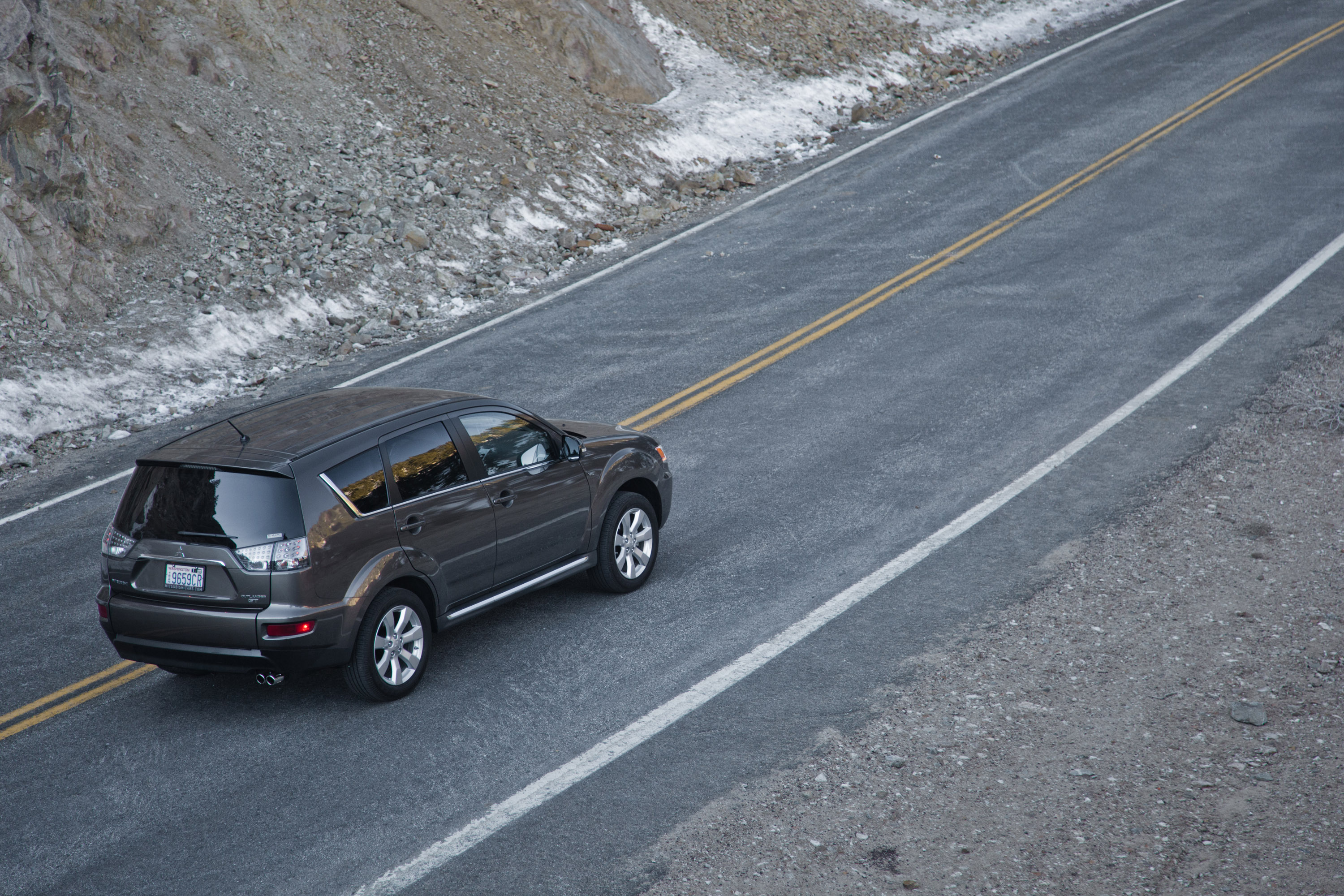 Mitsubishi Outlander photo #32