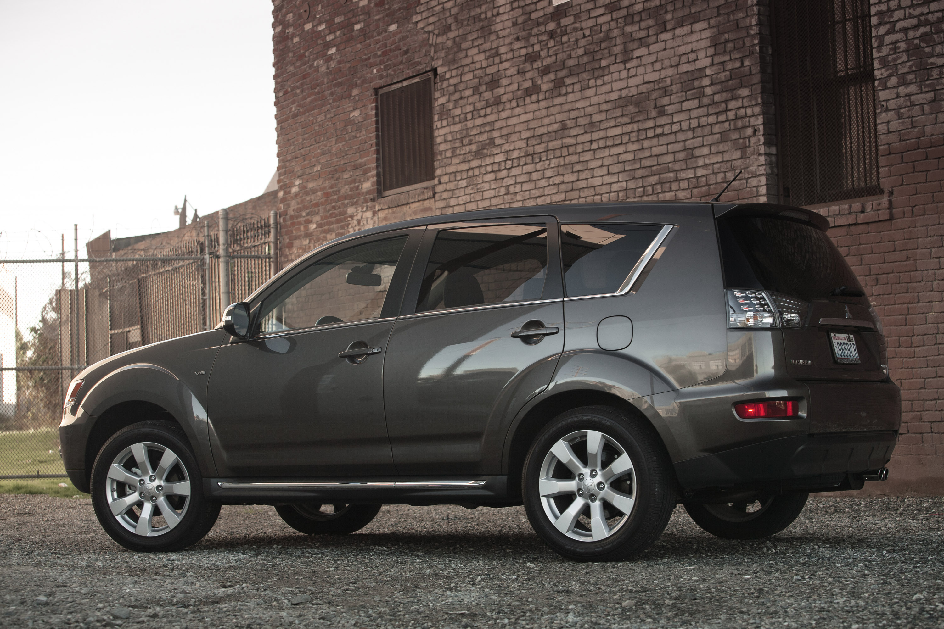 Mitsubishi Outlander photo #34