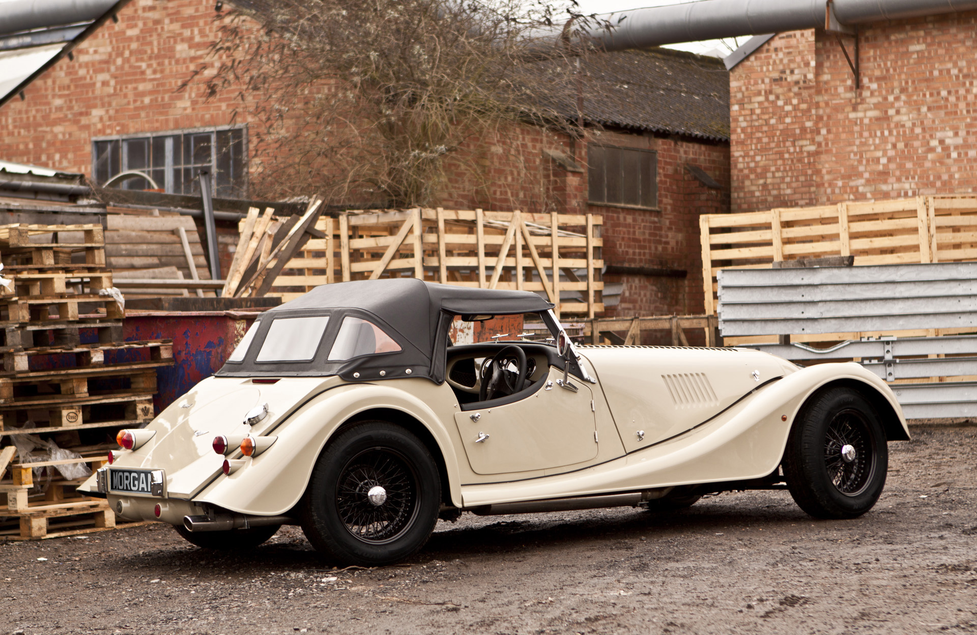 2011 Plus 4 Sport HD Pictures