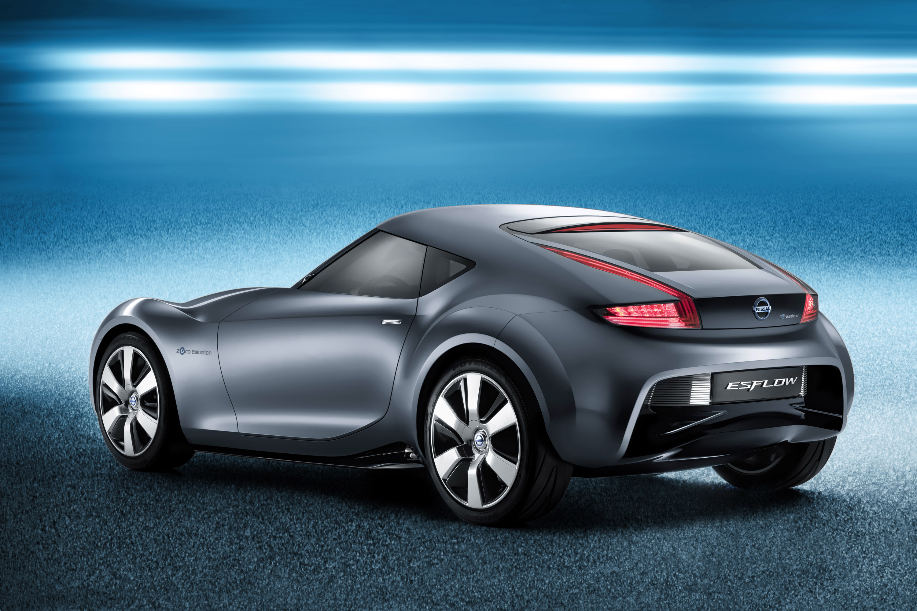 Nissan ESFLOW Concept photo #17