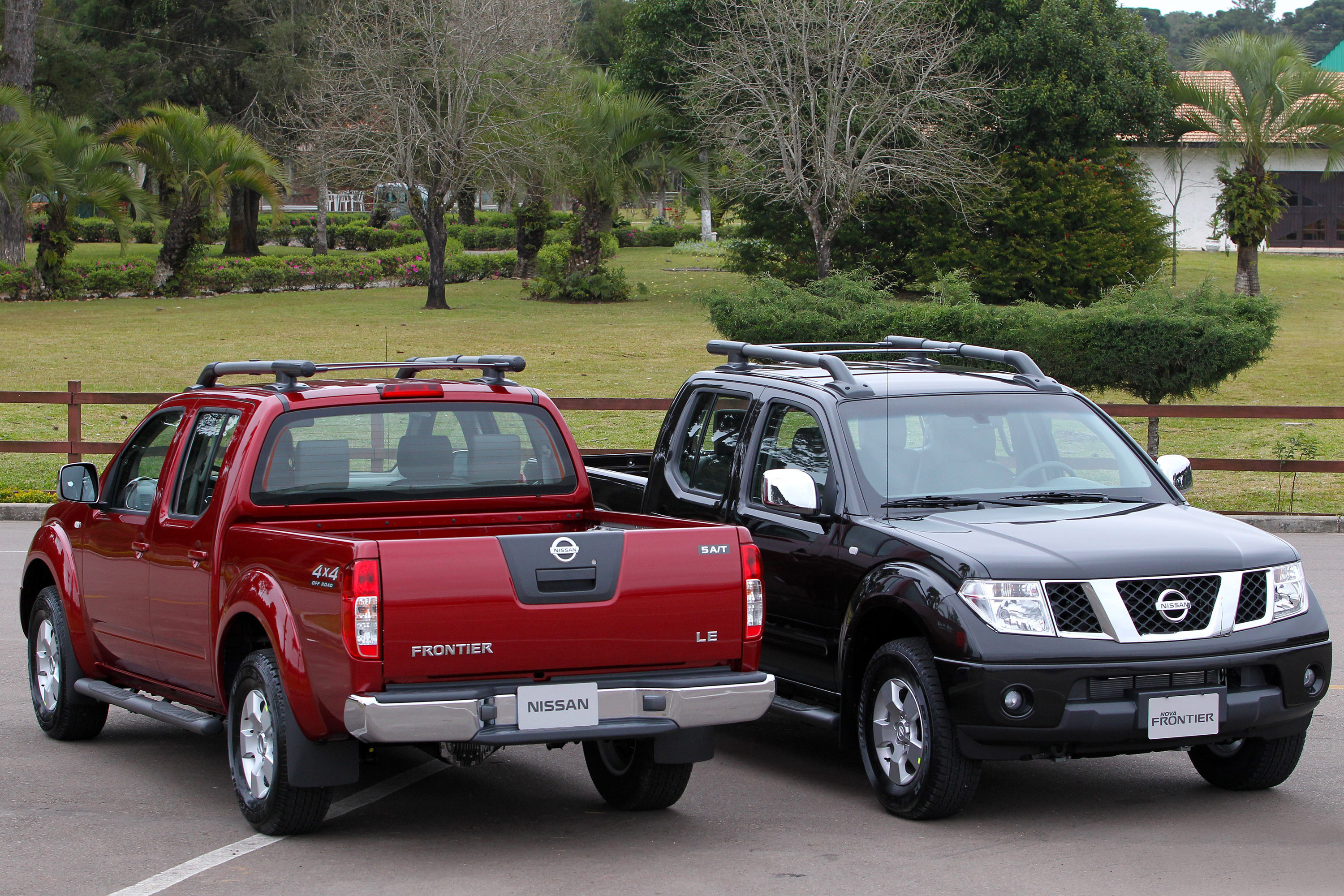 Nissan Frontier photo #4