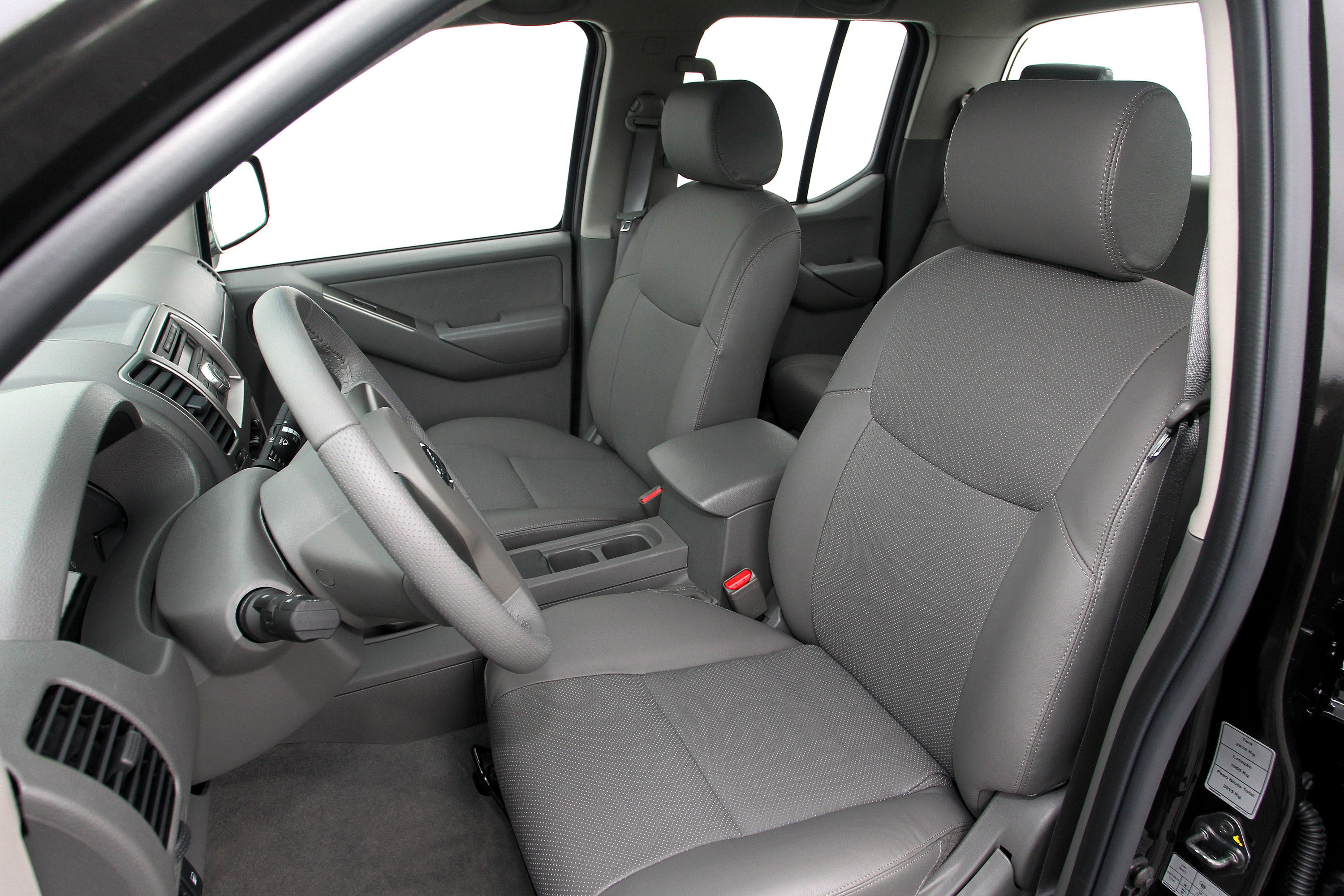 Nissan Frontier photo #16