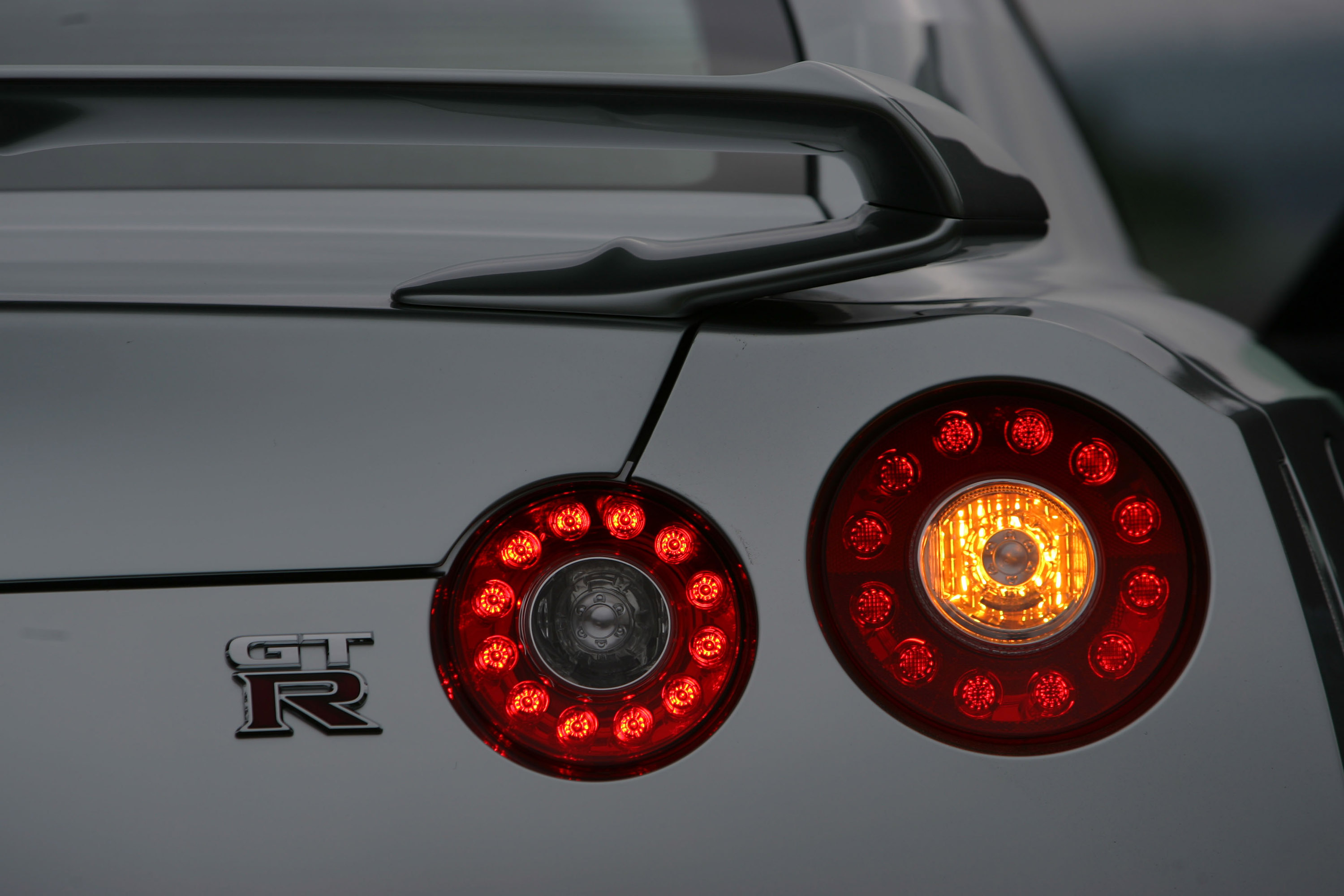 Nissan GT-R photo #19