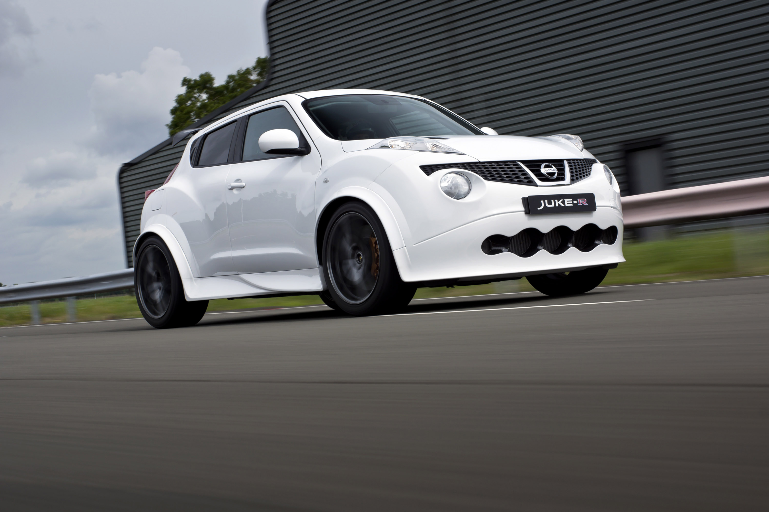 Nissan Juke-R Concept photo #5