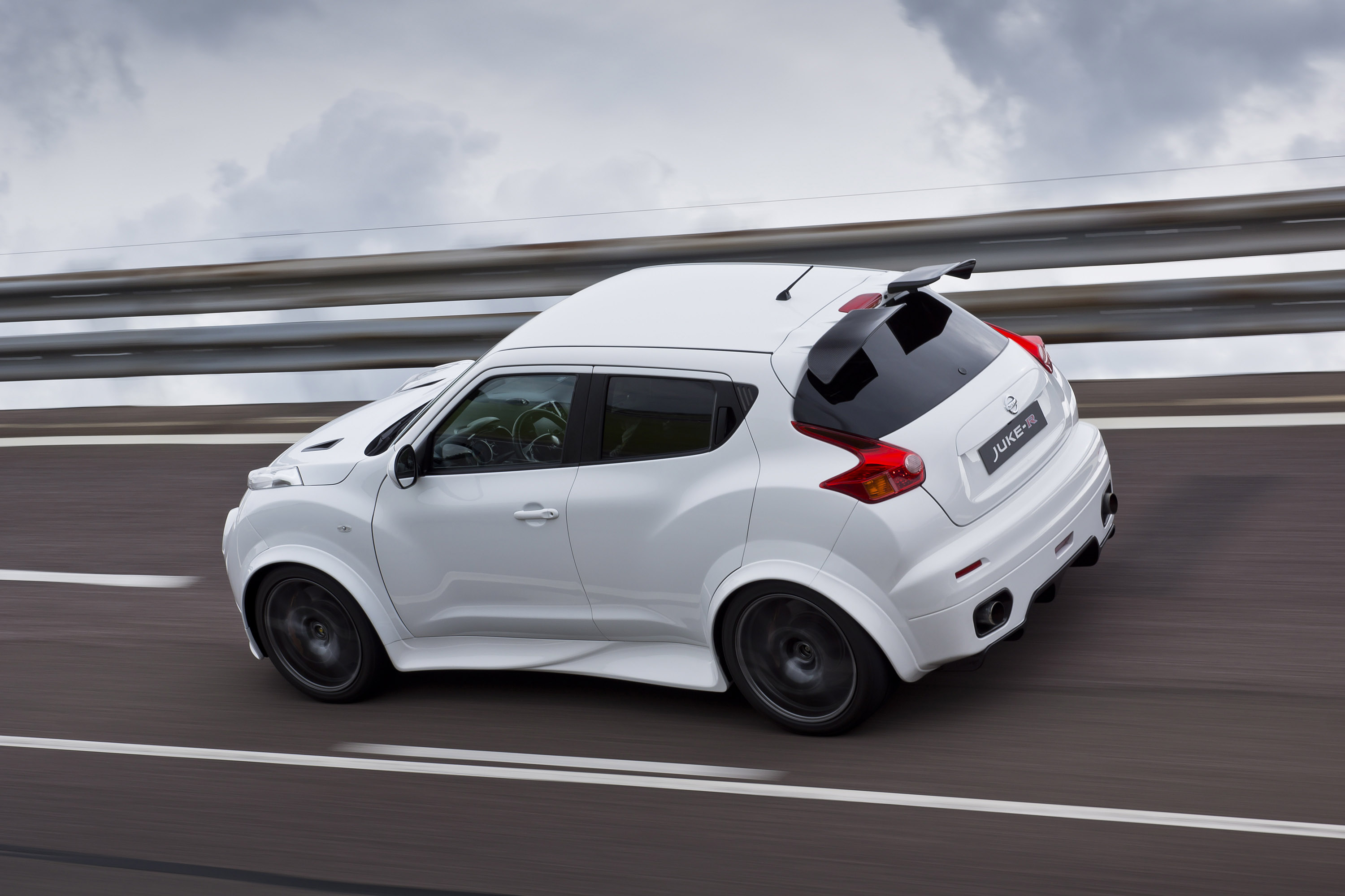 Nissan Juke-R Concept photo #19