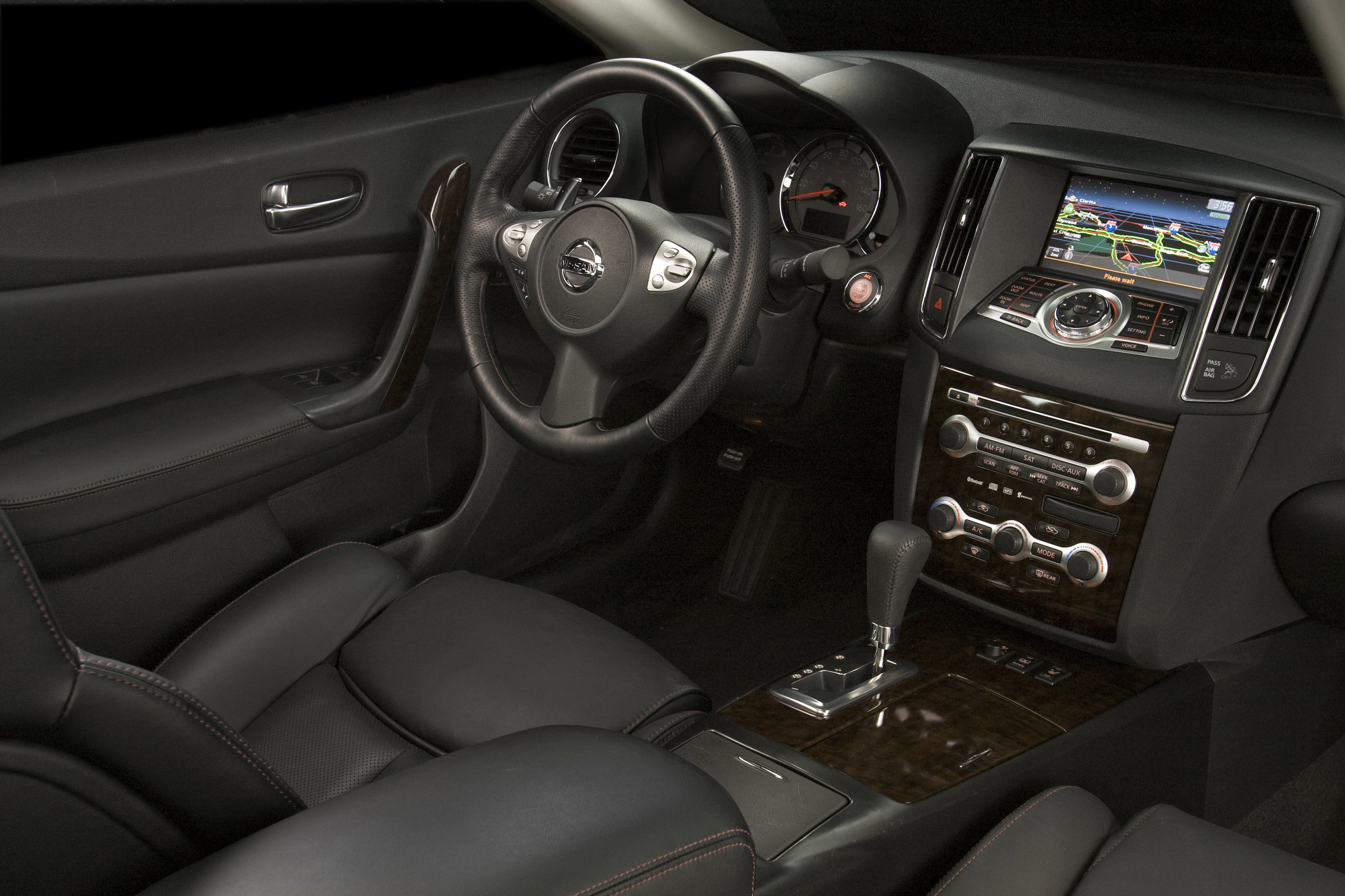 Nissan Maxima photo #21