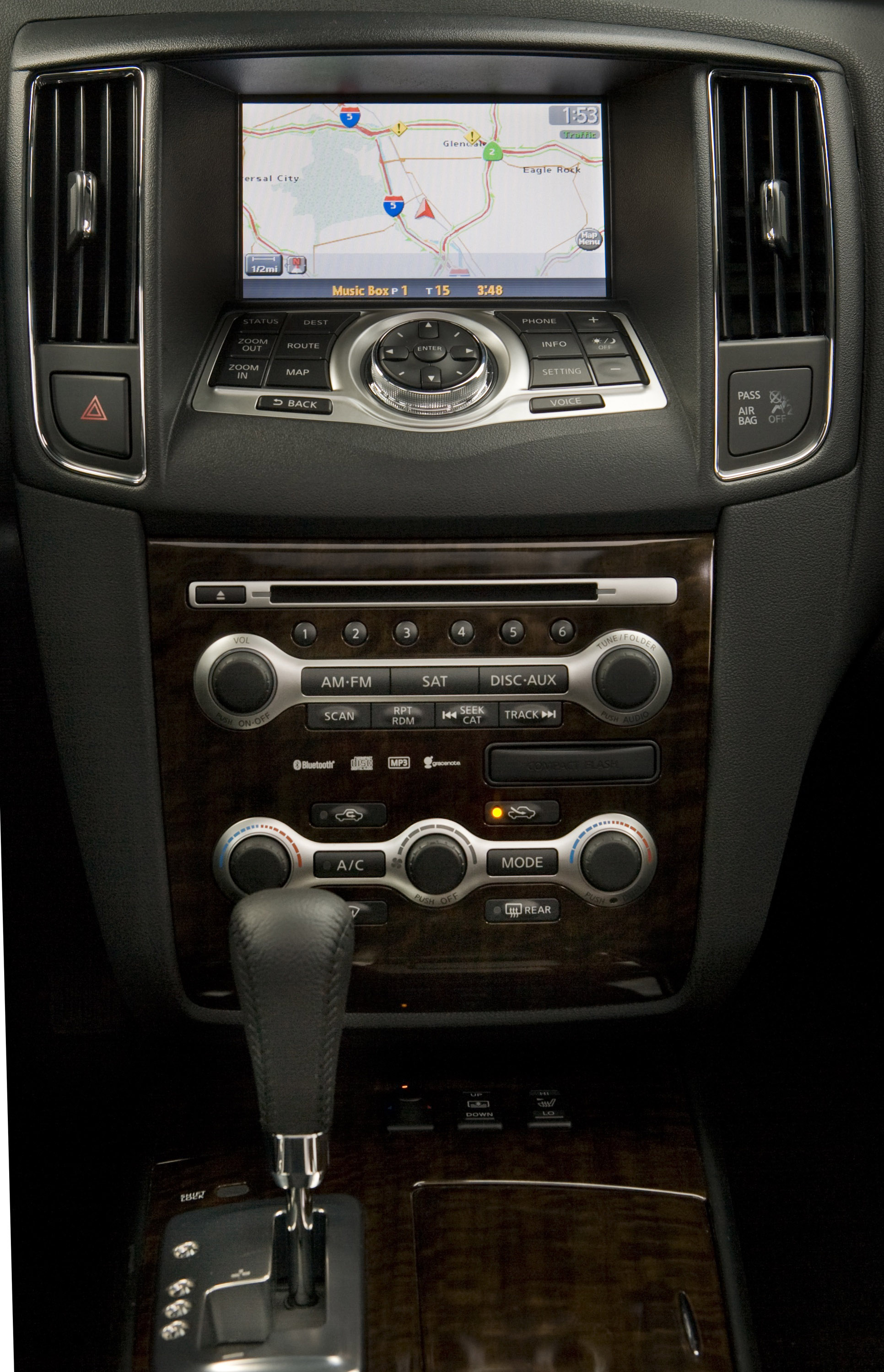 Nissan Maxima photo #26