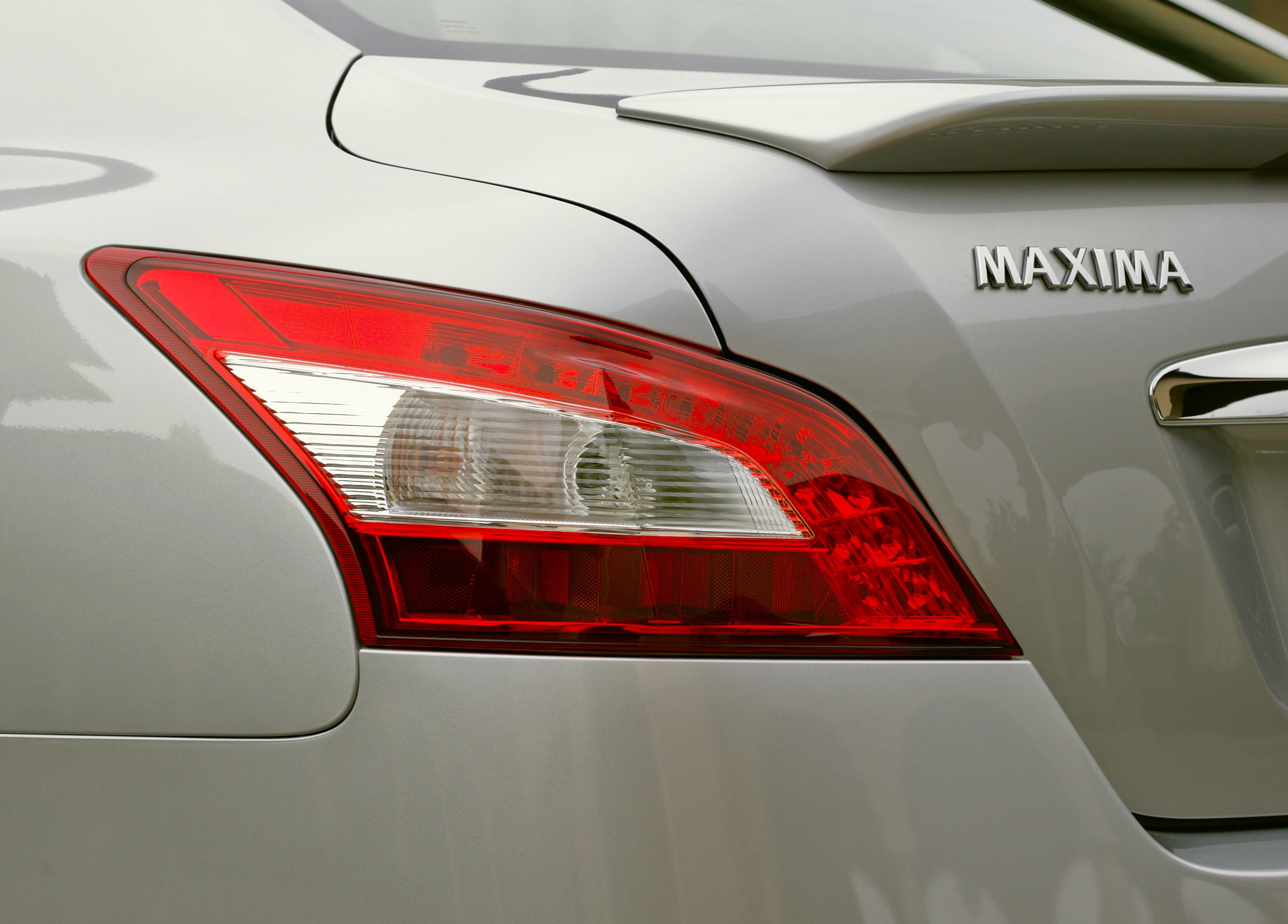 Nissan Maxima photo #34